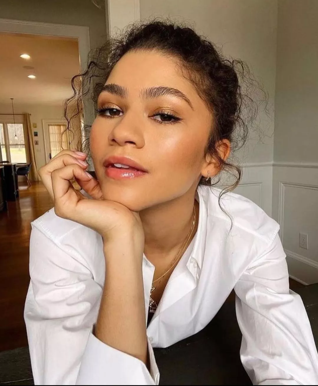 I'll catfish you as Zendaya with pics, you can be as nasty as you want. Hmu posted by kamikaze_gokublack