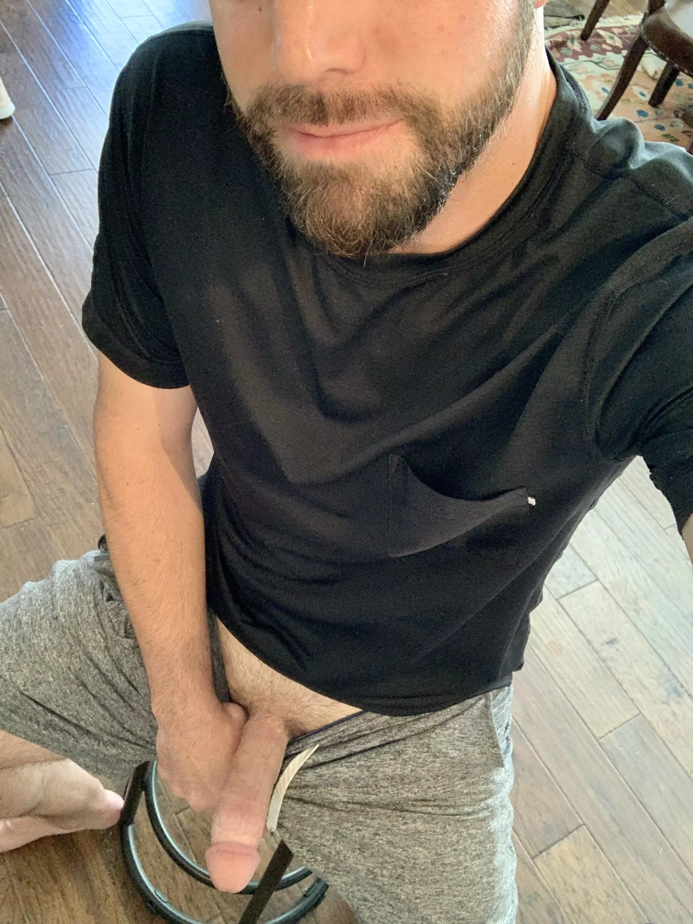 I’m [35] supposed to be working but I keep getting distracted 🤷🏻‍♂️ posted by BoredD4D