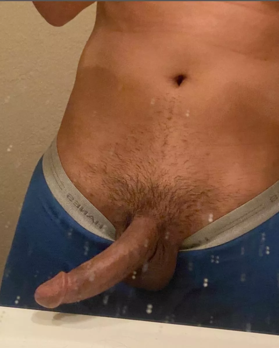 Im 5’3! i get so turned on knowing strangers love my cock posted by Hungboy619