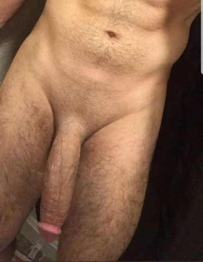 I’m a 28M looking for my queen posted by bigcockkinesis