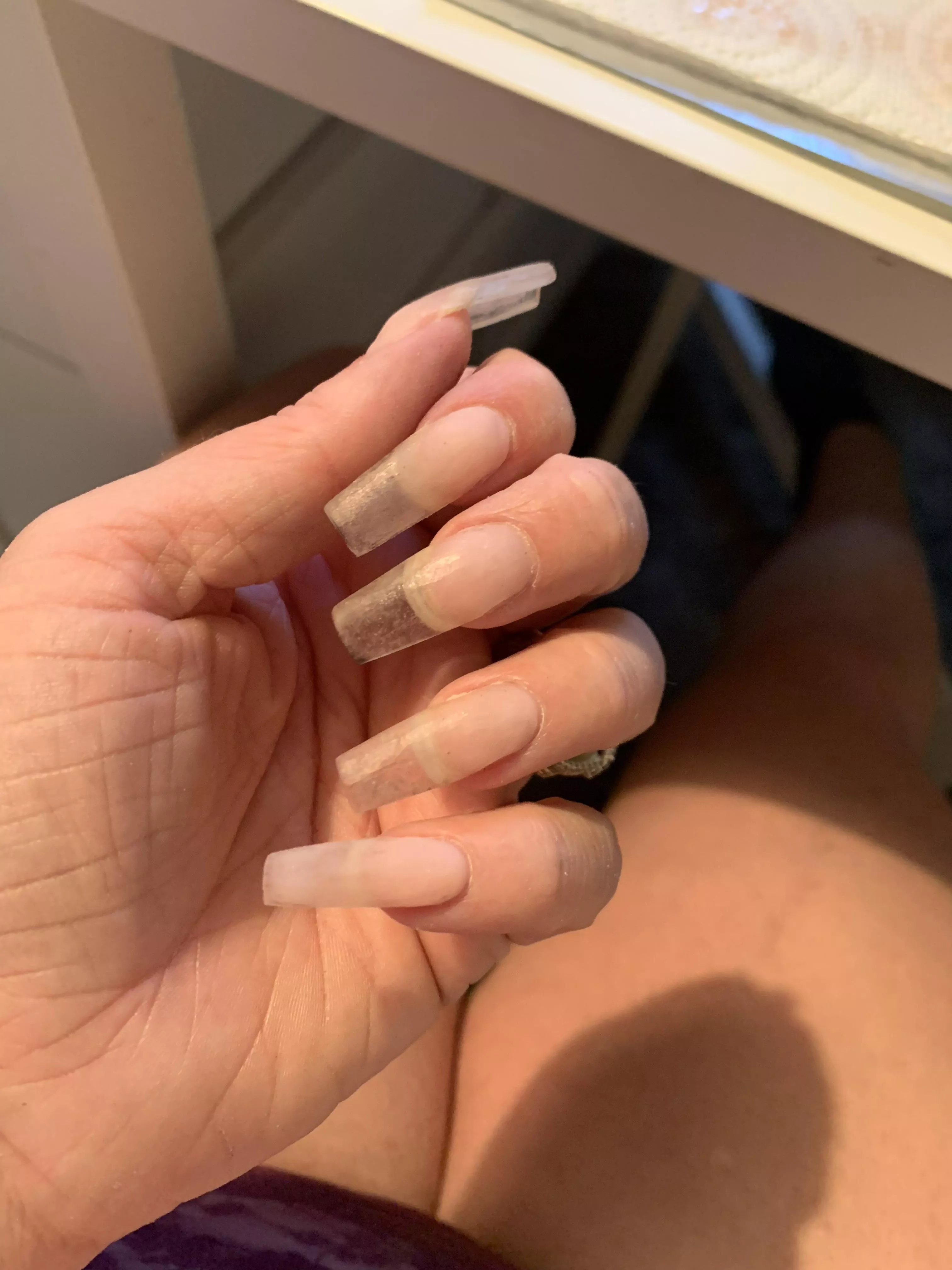 I’m a professional tease… I bet you’d like to see my sexy new nails…? 😈💅🏼 posted by TheNaughtyNailTech