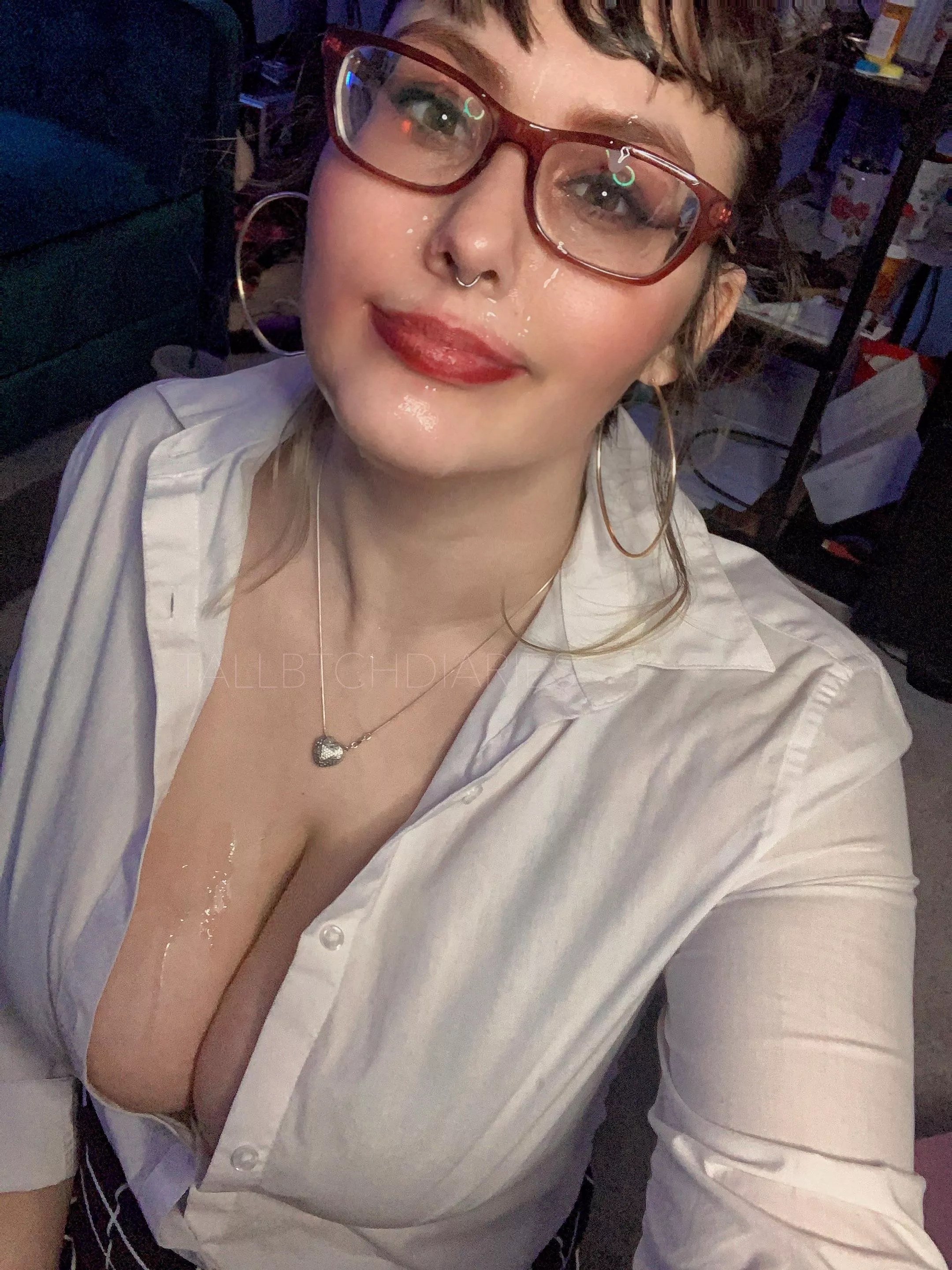 Im all covered in spit and cum â˜ºï¸â™¡ posted by tallbtchdiaries