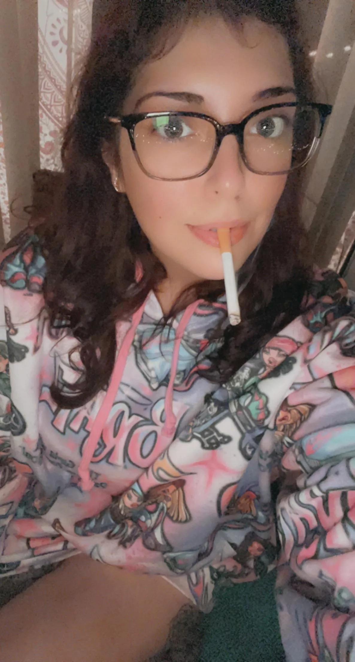 I’m baaaaaaack 😘 having a nice evening cig 😘 posted by BustyBri69