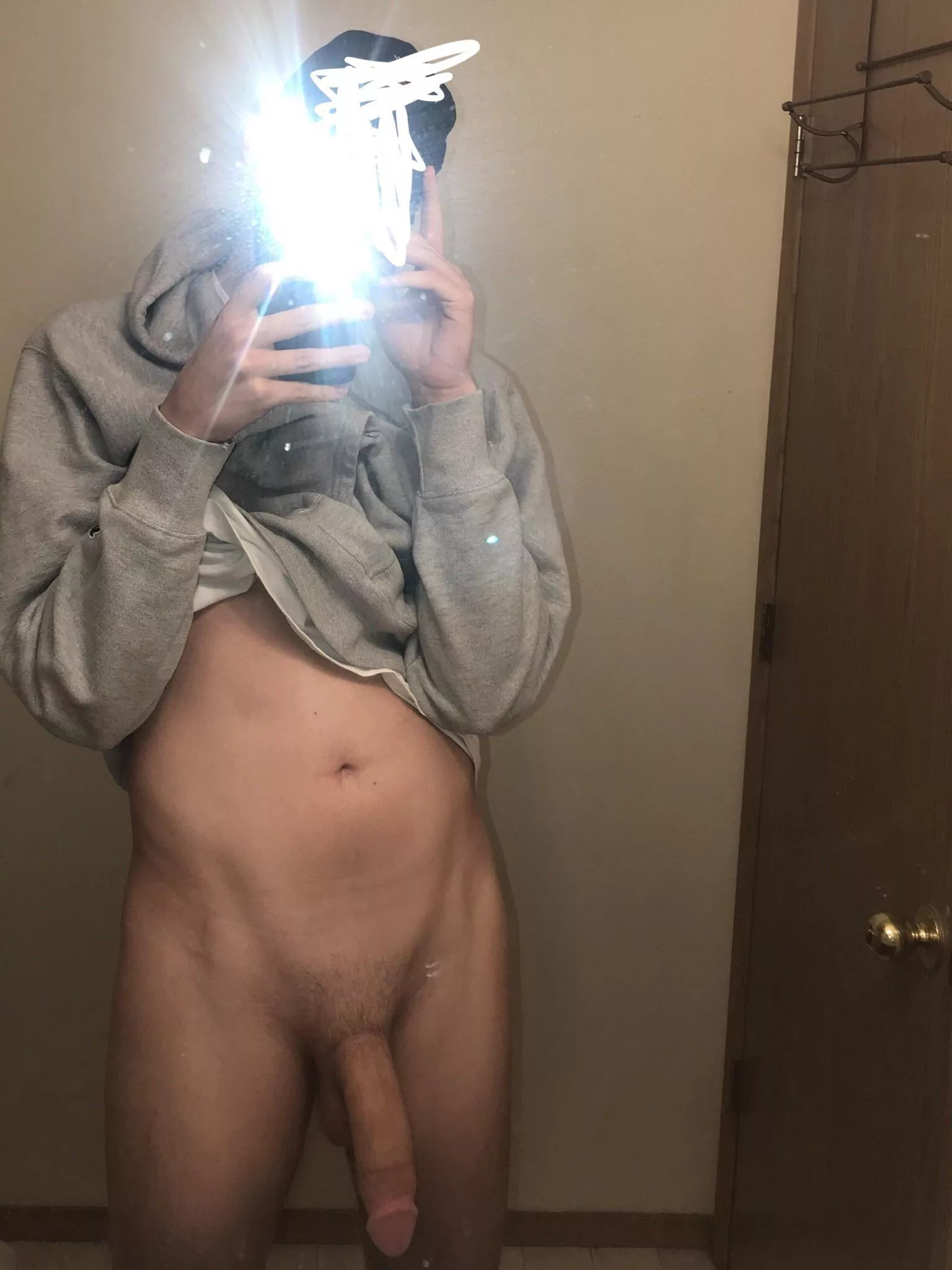 i’m bored, hmu for my snap👻[25yo 6’7”] posted by LowkeyJayyyyyy