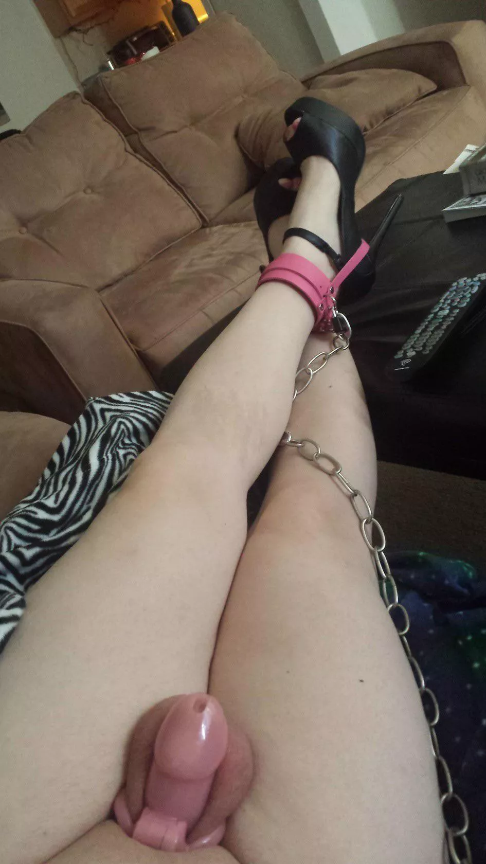 Im feeling very slutty and naughty. My DMs and inbox is open to all degrading and humiliating messages about what you would do to me, or what you want me to do. Ill try to reply to as many as I can x posted by ClosetSissie9