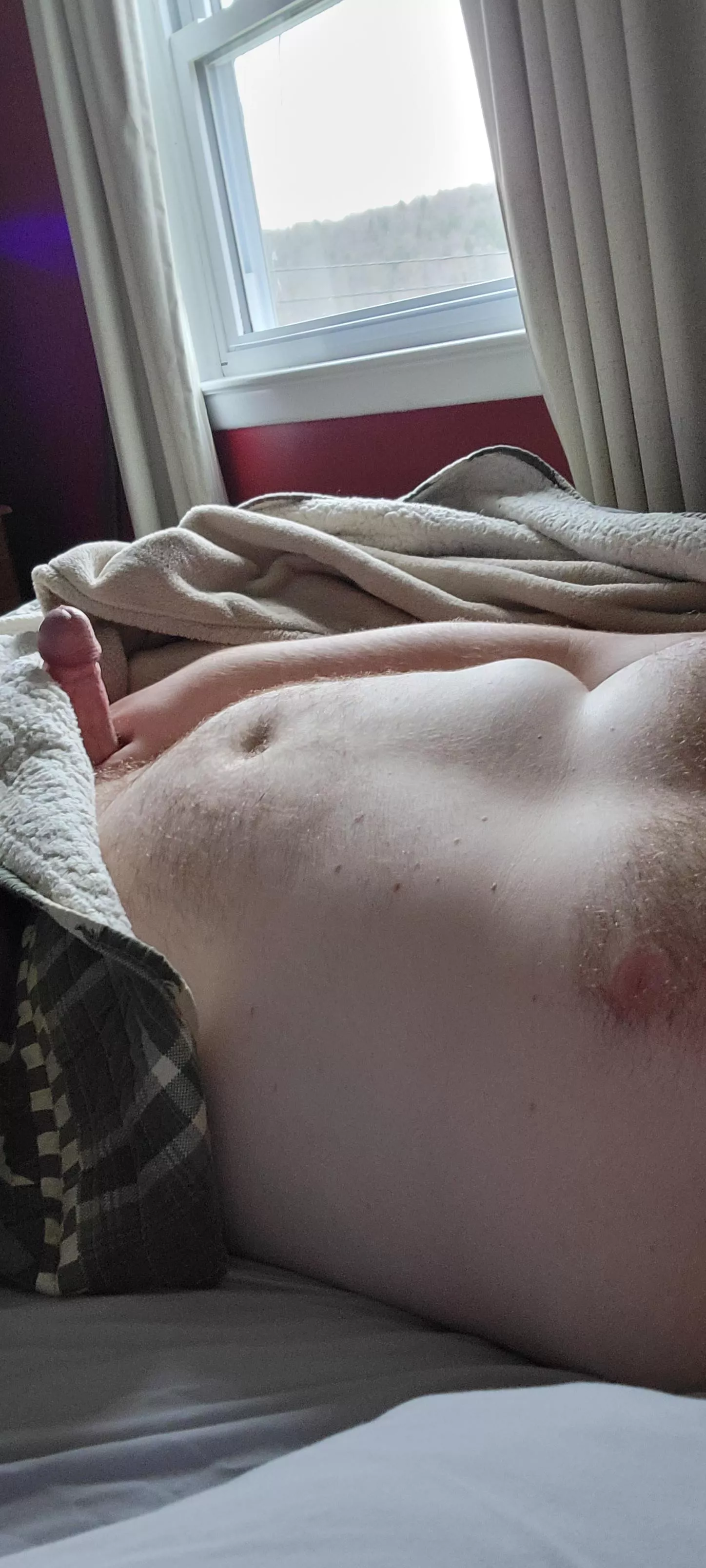 I'm horny af DMs open posted by iluvcum6969