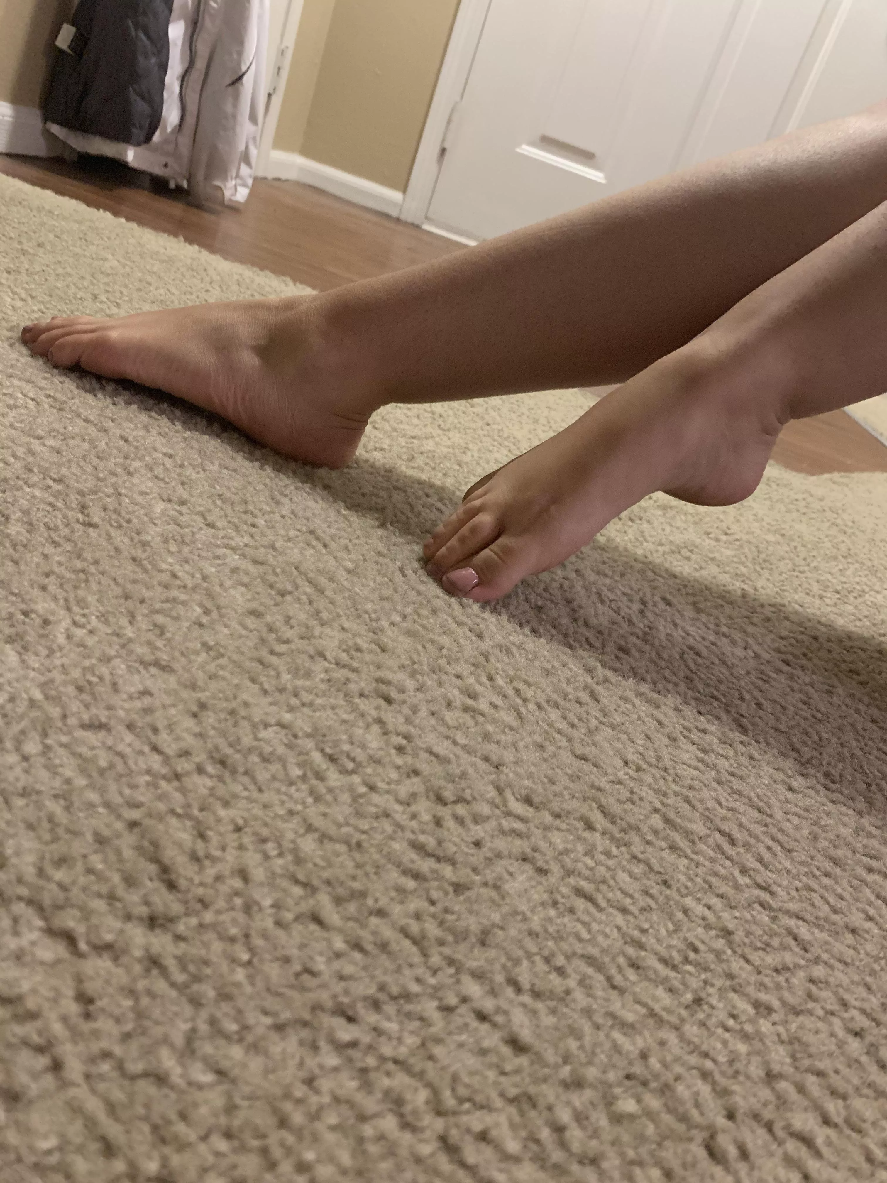 Innocent photos, dirty talk, DM me to tell me what you’d do with these perfect small feet posted by kenzsiegelfeet