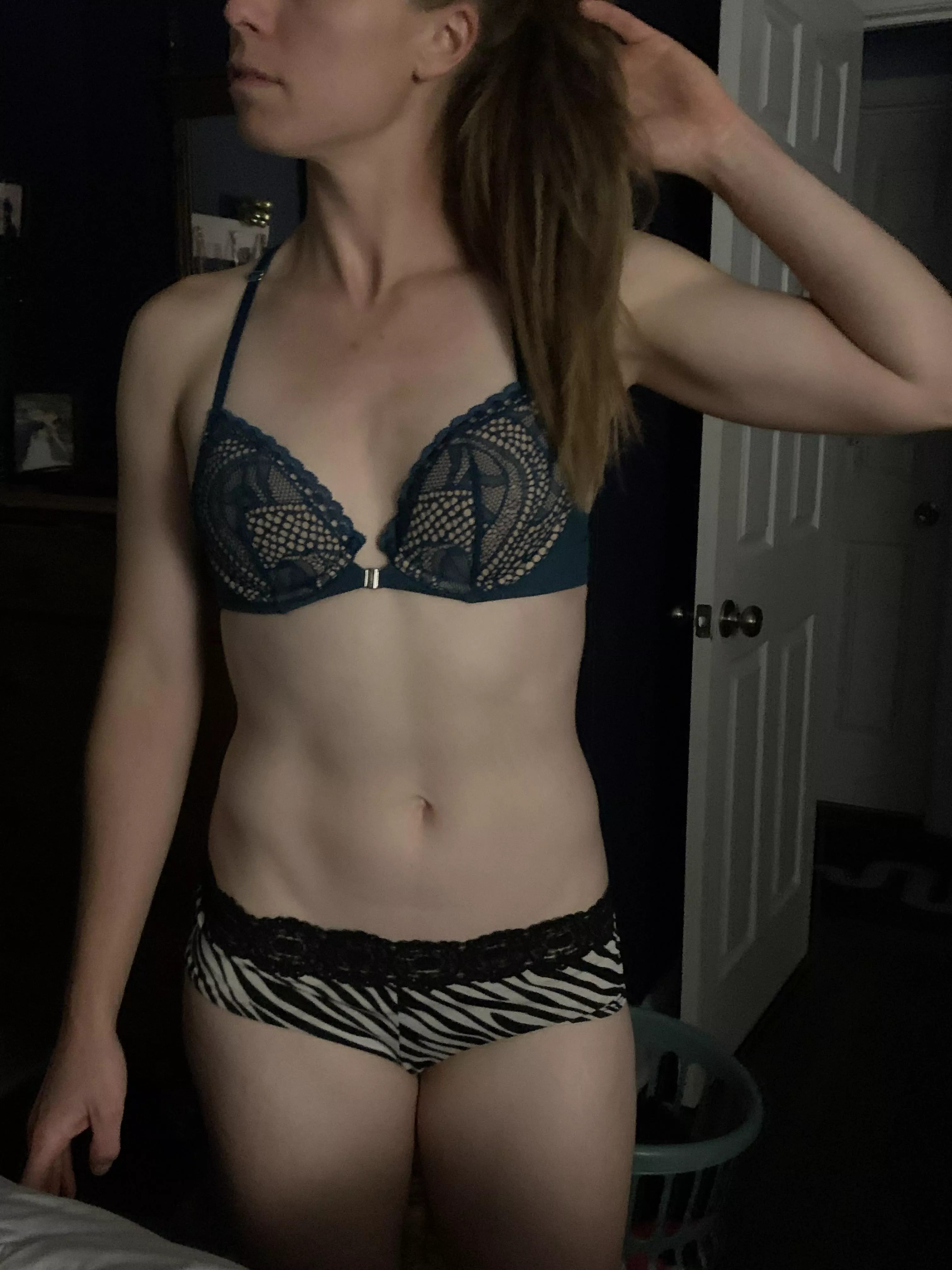 Is â€œlook [f]uckable even in mismatched underwearâ€ a viable fitness goal? ðŸ¤” posted by SweetheartSavannah