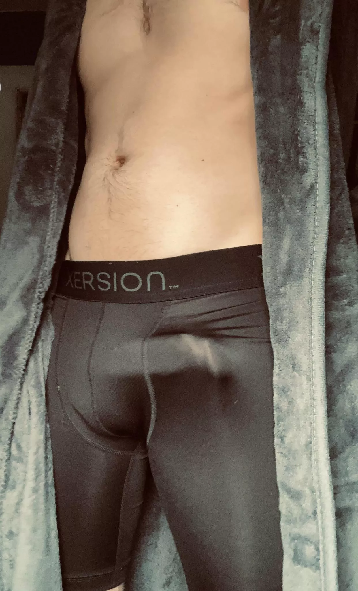 Is this an appropriate way to answer the door? [M] posted by dumbo53