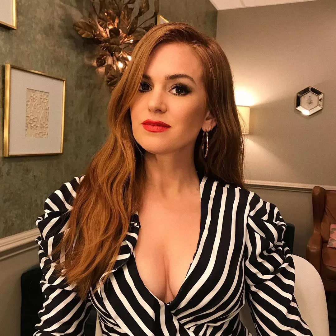 Isla Fisher posted by Al_Oerter