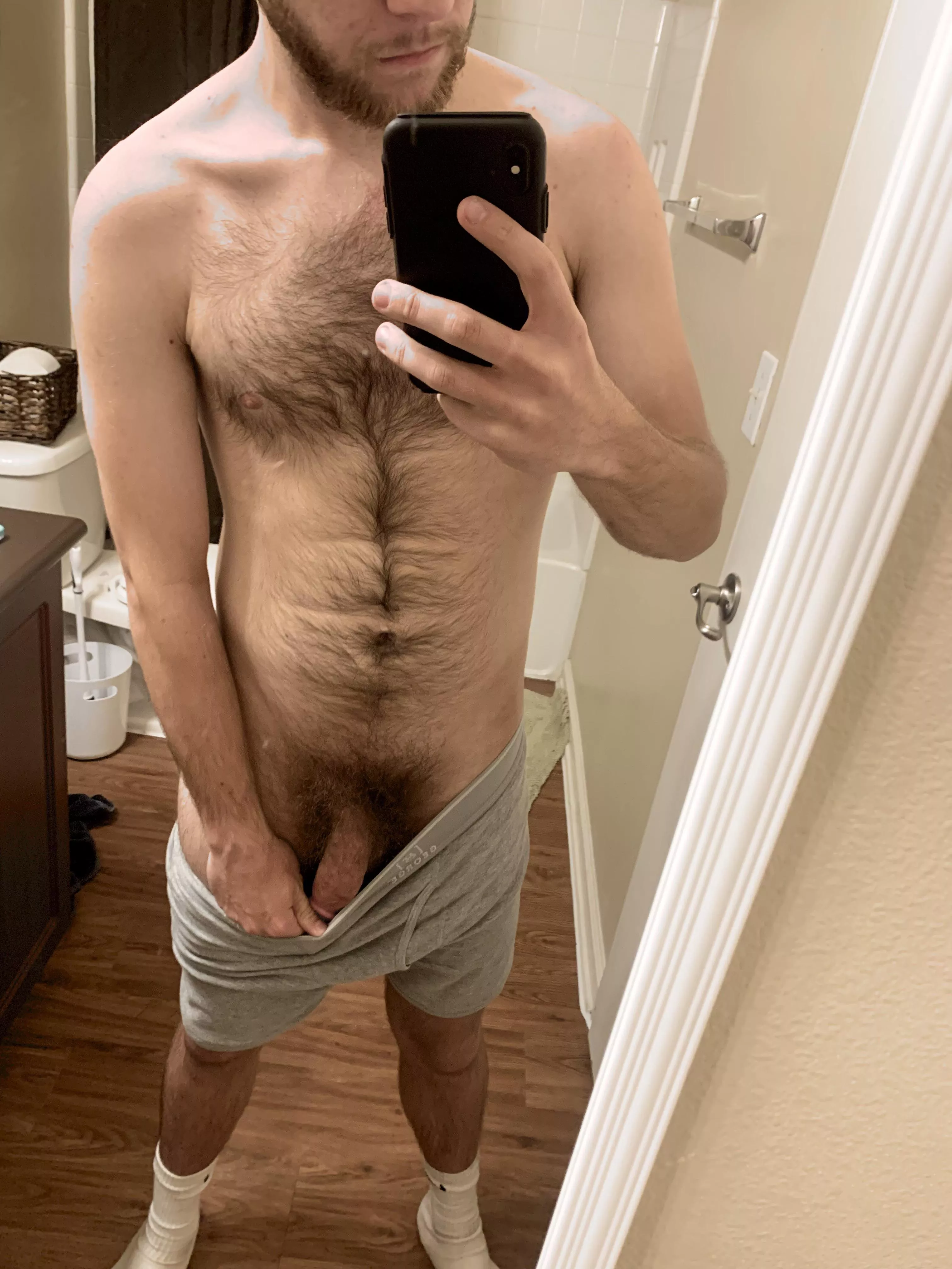 it’s annoying that body hair is like a “fettish” and not just celebrated for being natural posted by QuantityNaive9107