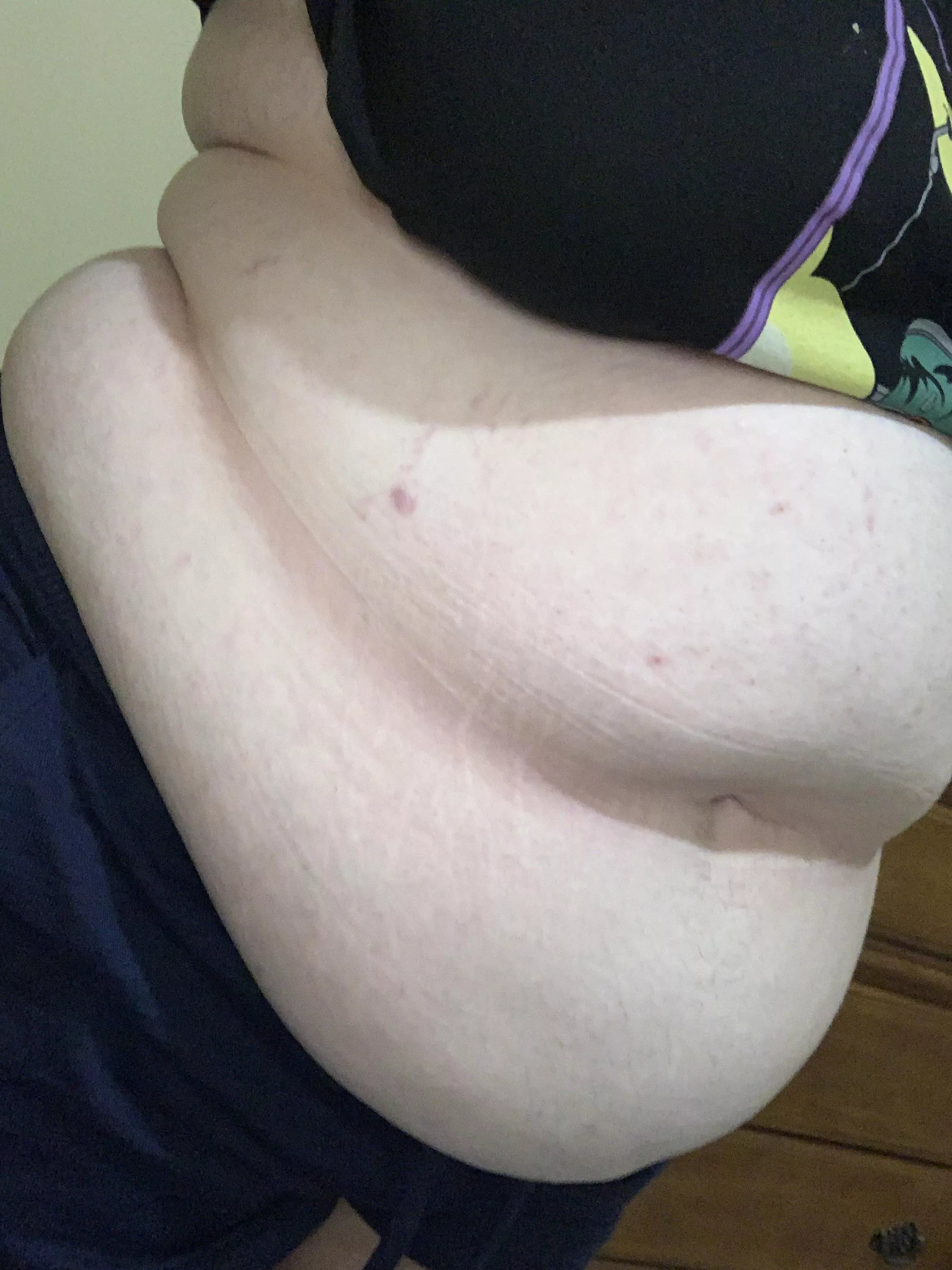 Itâ€™s getting pretty easy to push people around with how heavy and fat I am! Kik ca0600 posted by Due-Independence-236