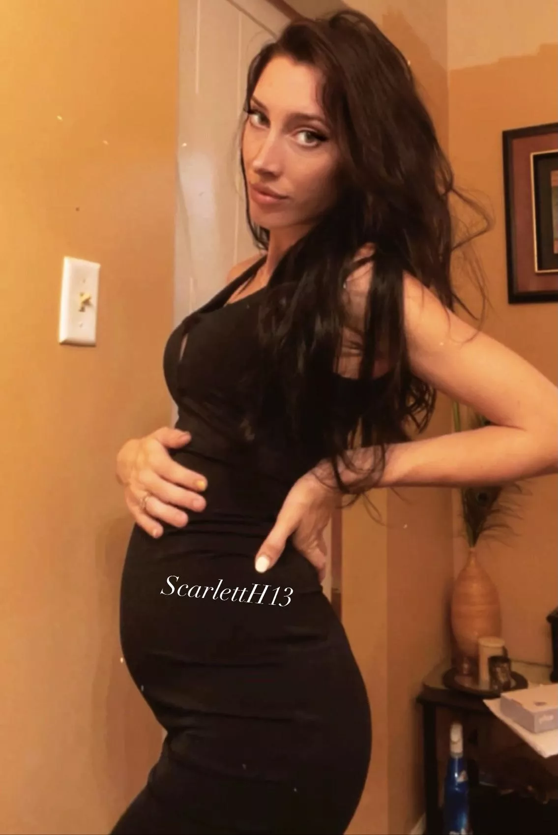 It’s not much yet but does my little 14 week belly turn you on? posted by 13ScarlettH