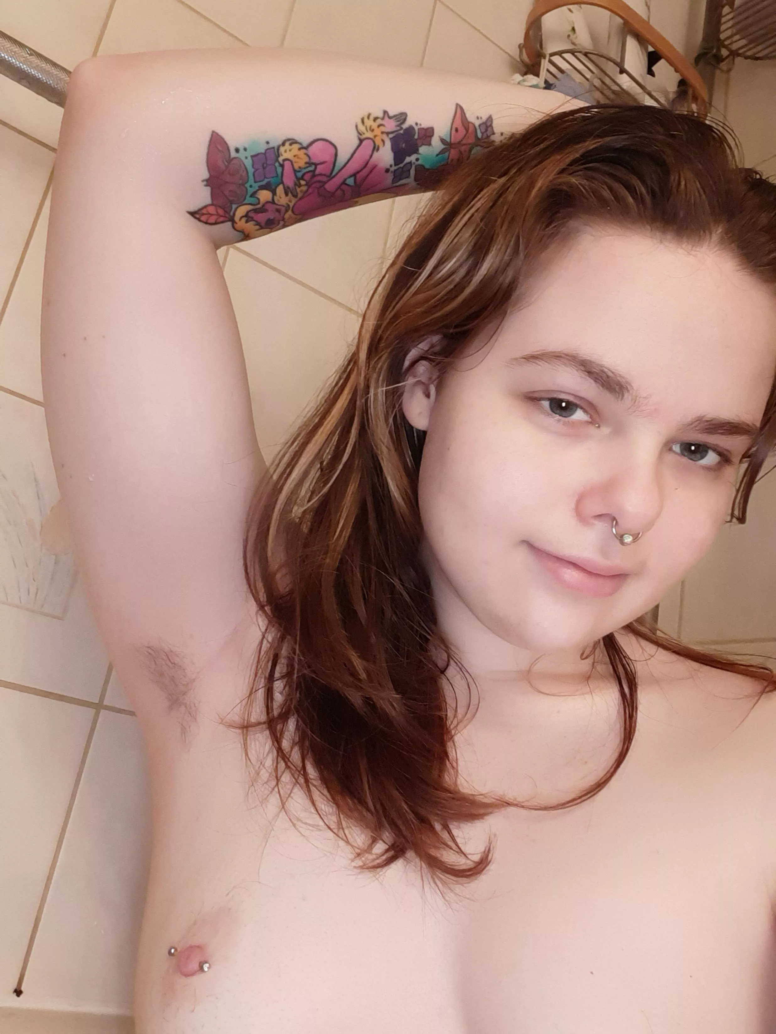 Ive been growing my armpit hair! I hope yall like it! ðŸ¤— posted by SweetNArtsy09