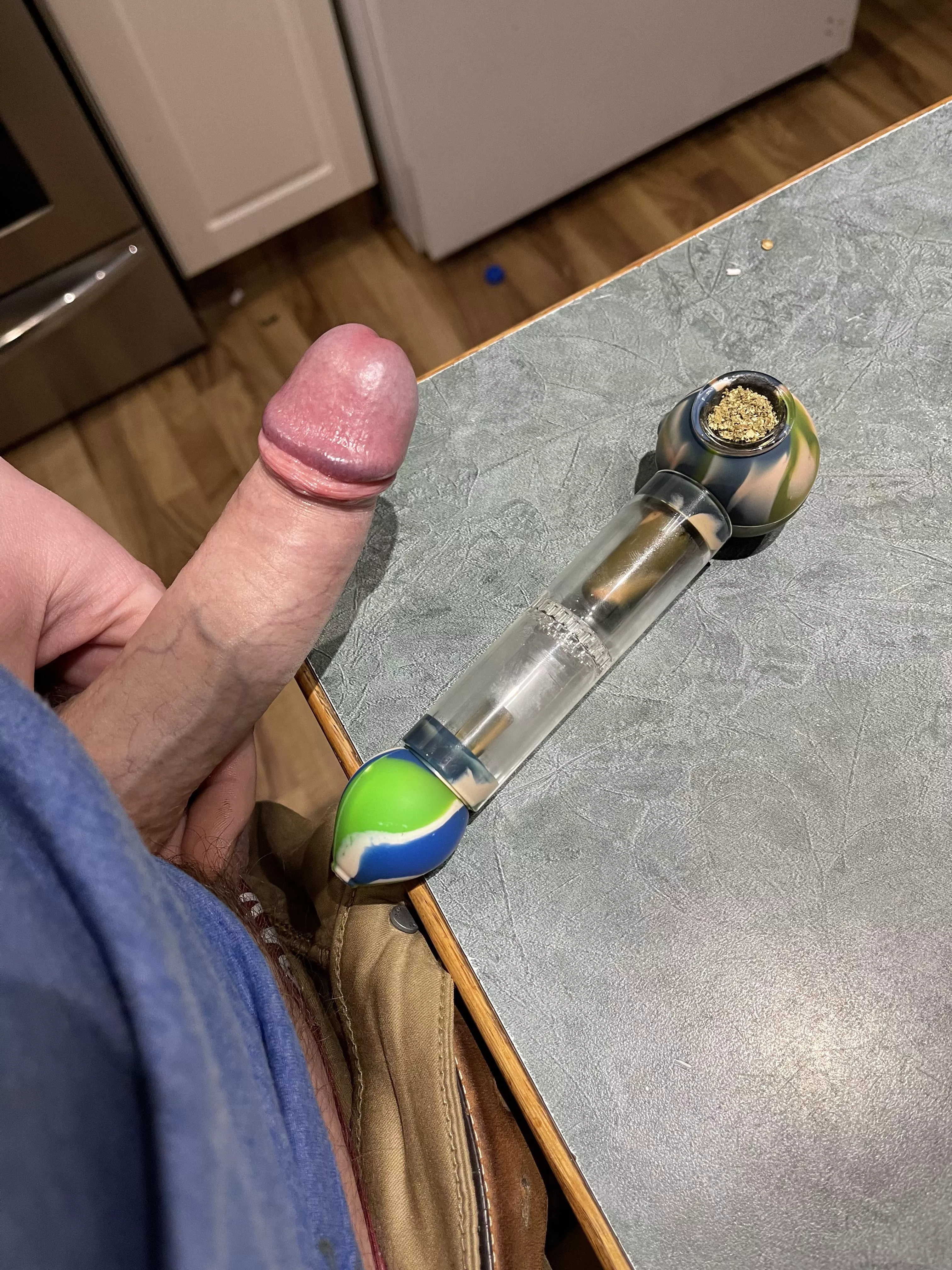 I’ve cleaned 1 of [m]y pipes, help me clean the other ?😉 posted by wouldratherbehuntin