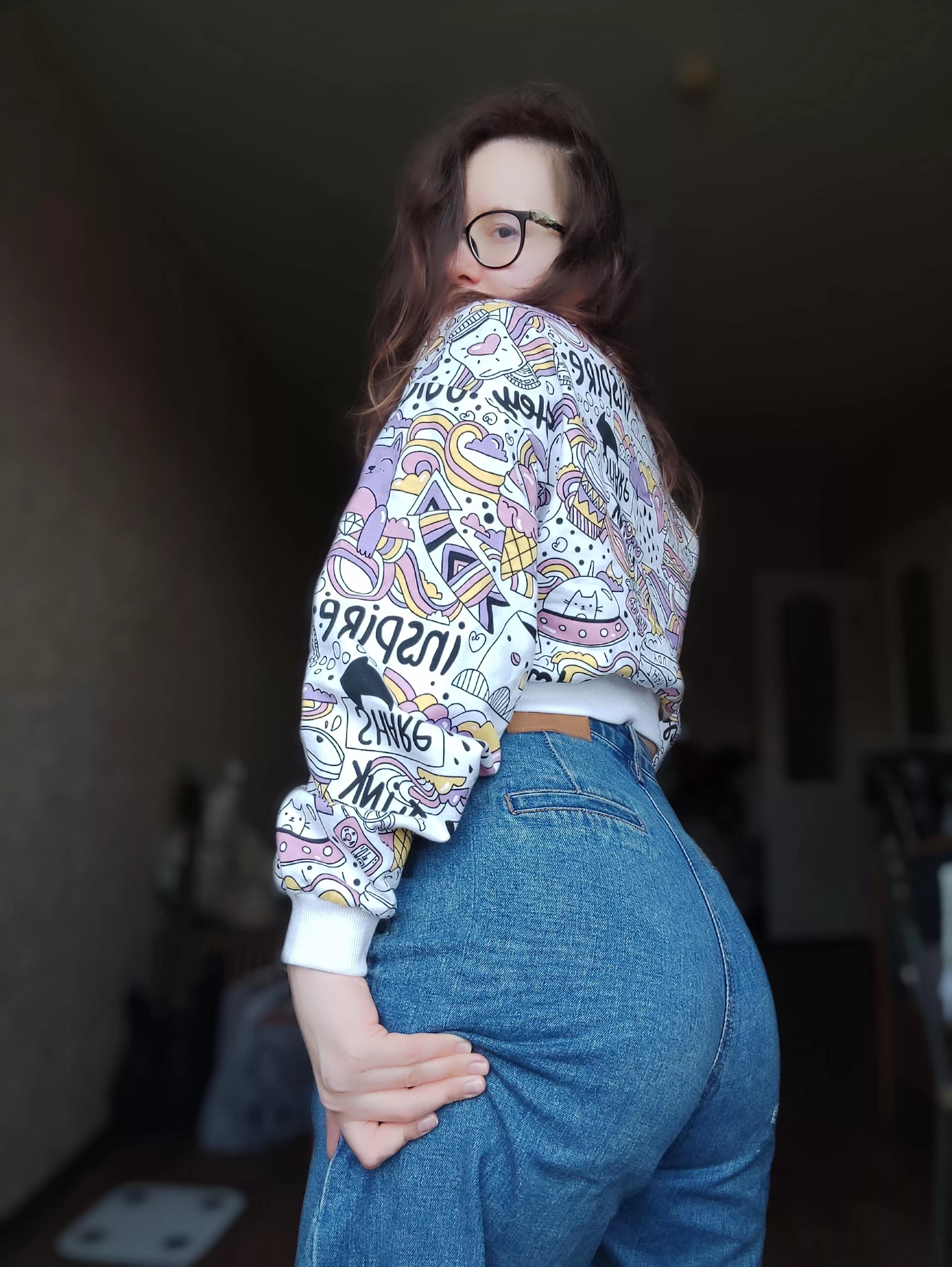 Just a 5'1 girl with lots o[f] curves :3 posted by siberian_ardor