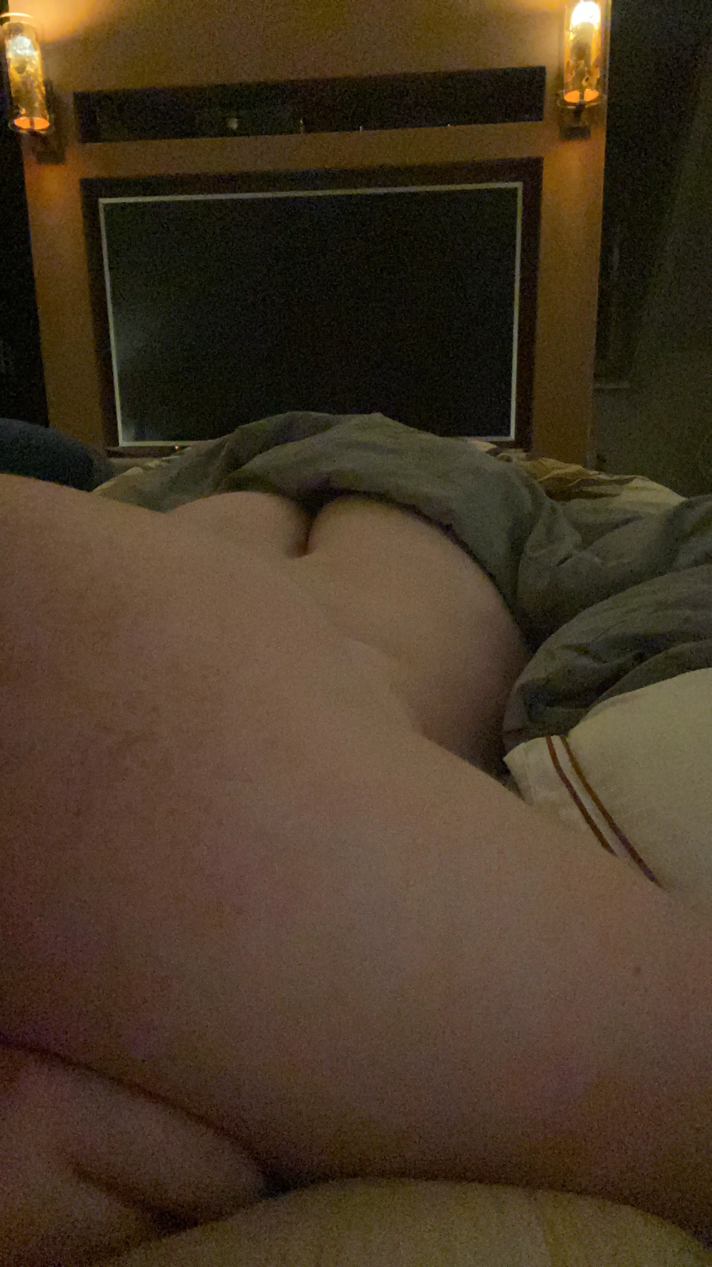 Just a bored little slut in bed snap in DM kik Joejoe1284, come chat and play posted by Hi-10274