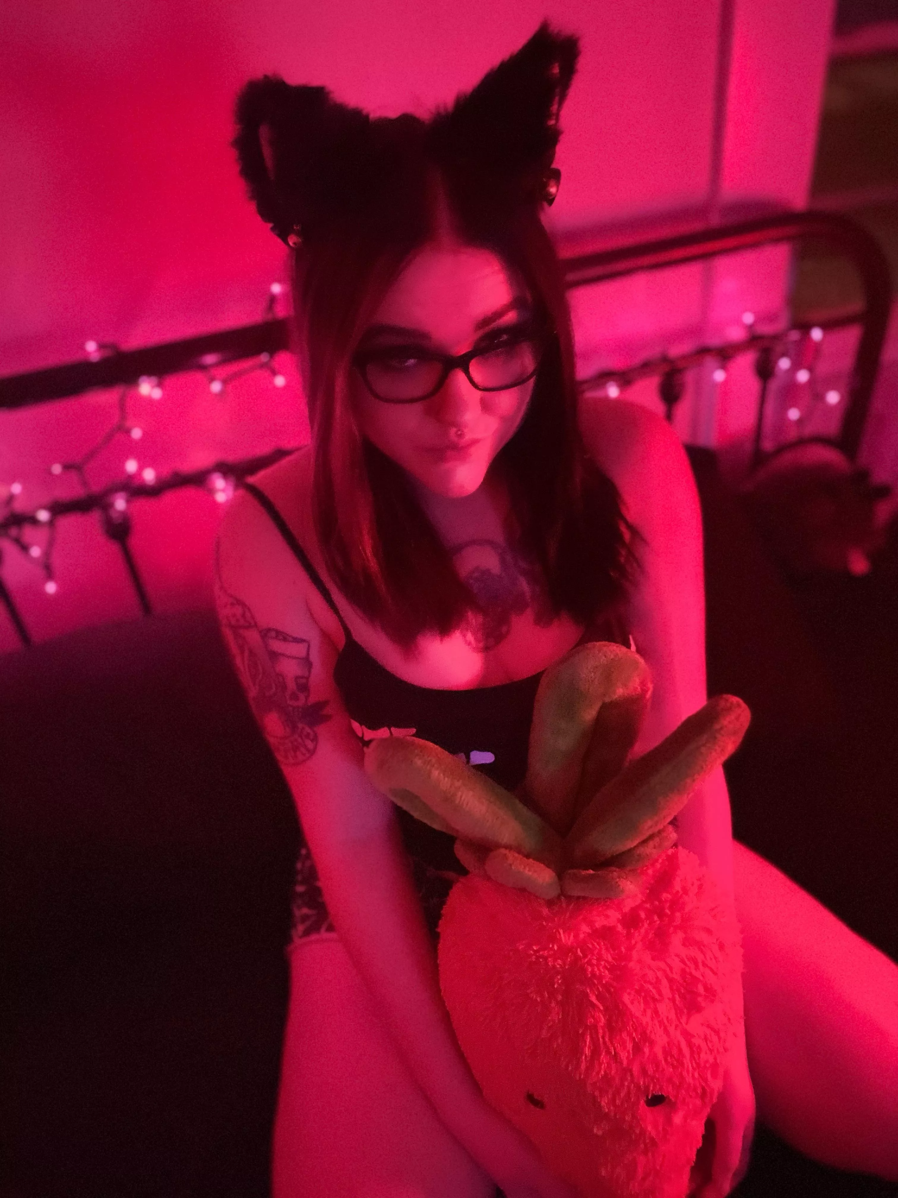 Just a bunny and her 🥕 posted by BunniWitch666