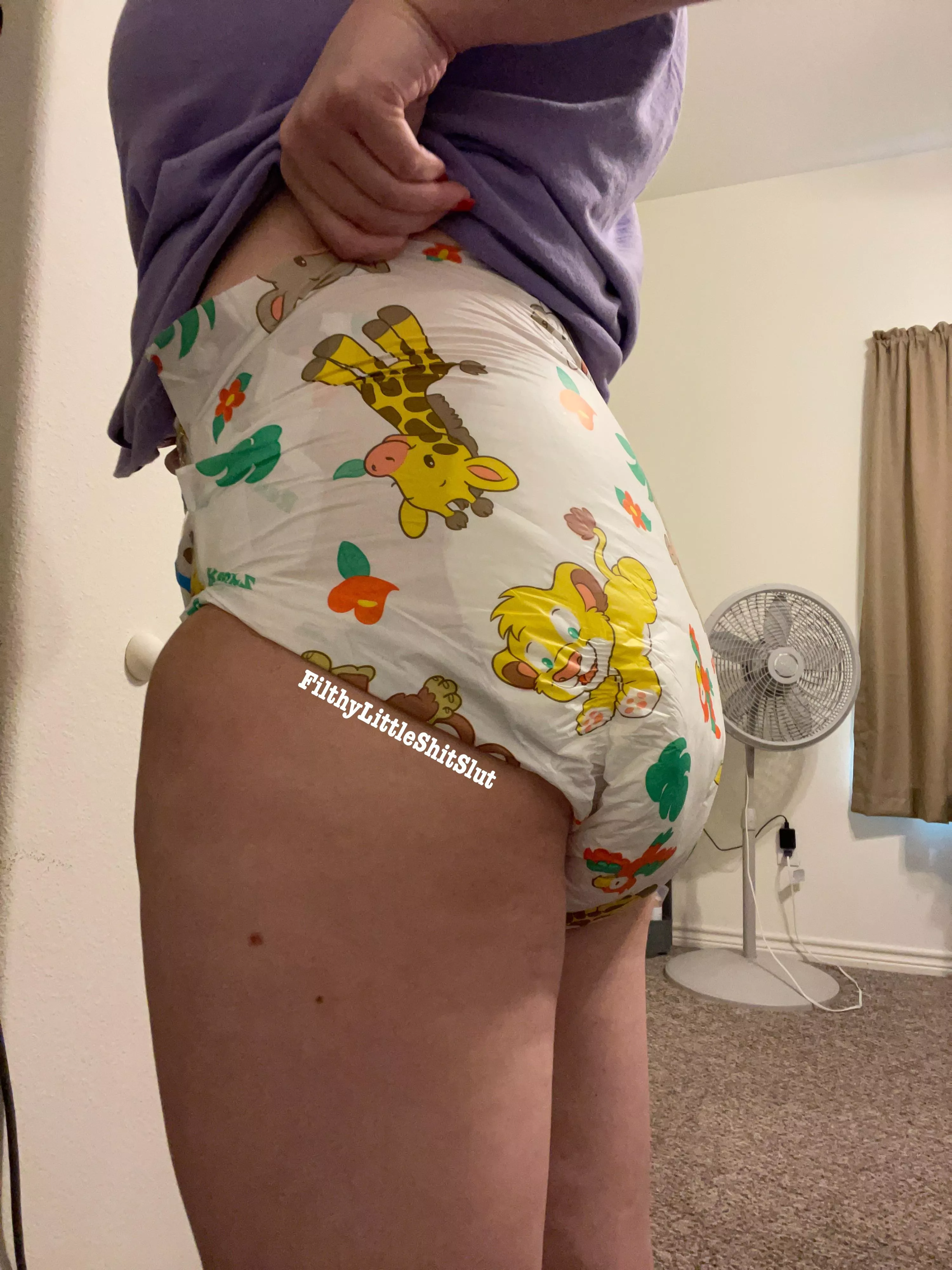 Just a comfy cozy diaper girl 🎀 posted by FilthyLittleShitSlut