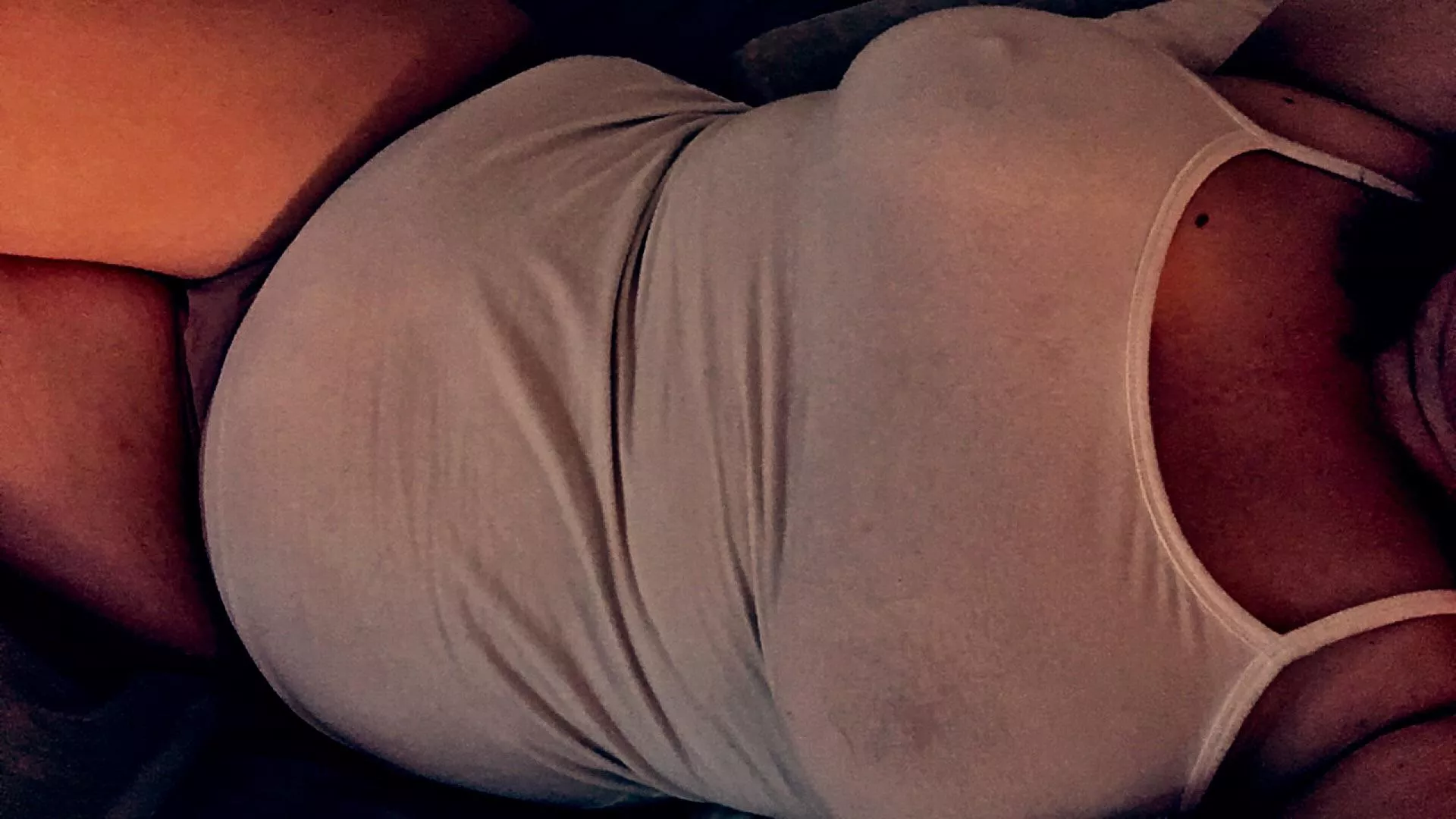 Just a little tease on the last day of the work week! posted by bbwlizzie_couple