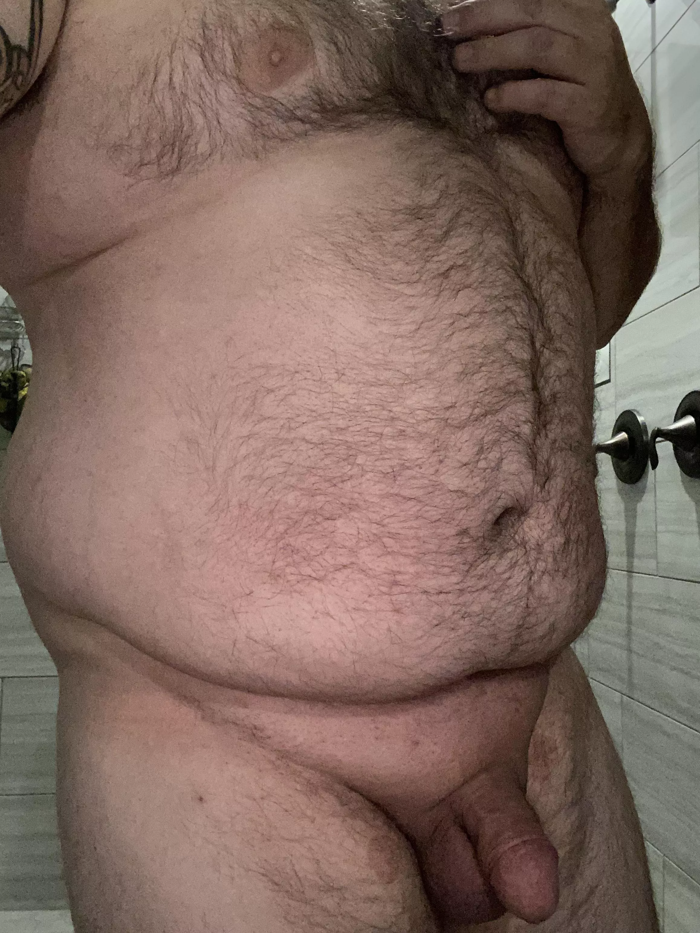 Just a normal chubby dude saying hi posted by heavyhalf9876