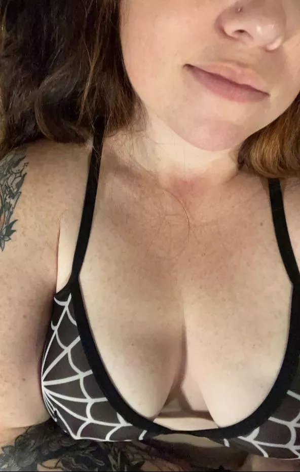 Just a quick shot of my freckles on tittie tuesday! Do you like? posted by RandiRouser