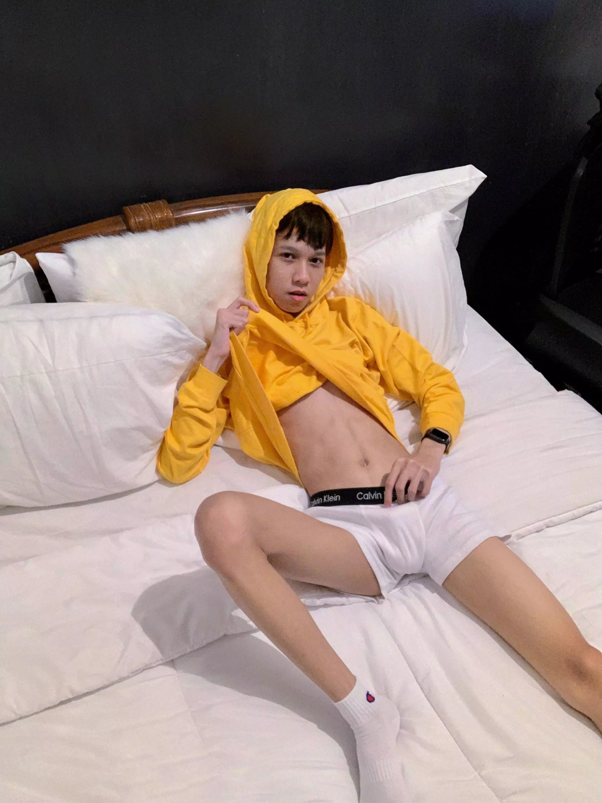 Just a twink in a yellow hoodie 😈 posted by Christopher24x