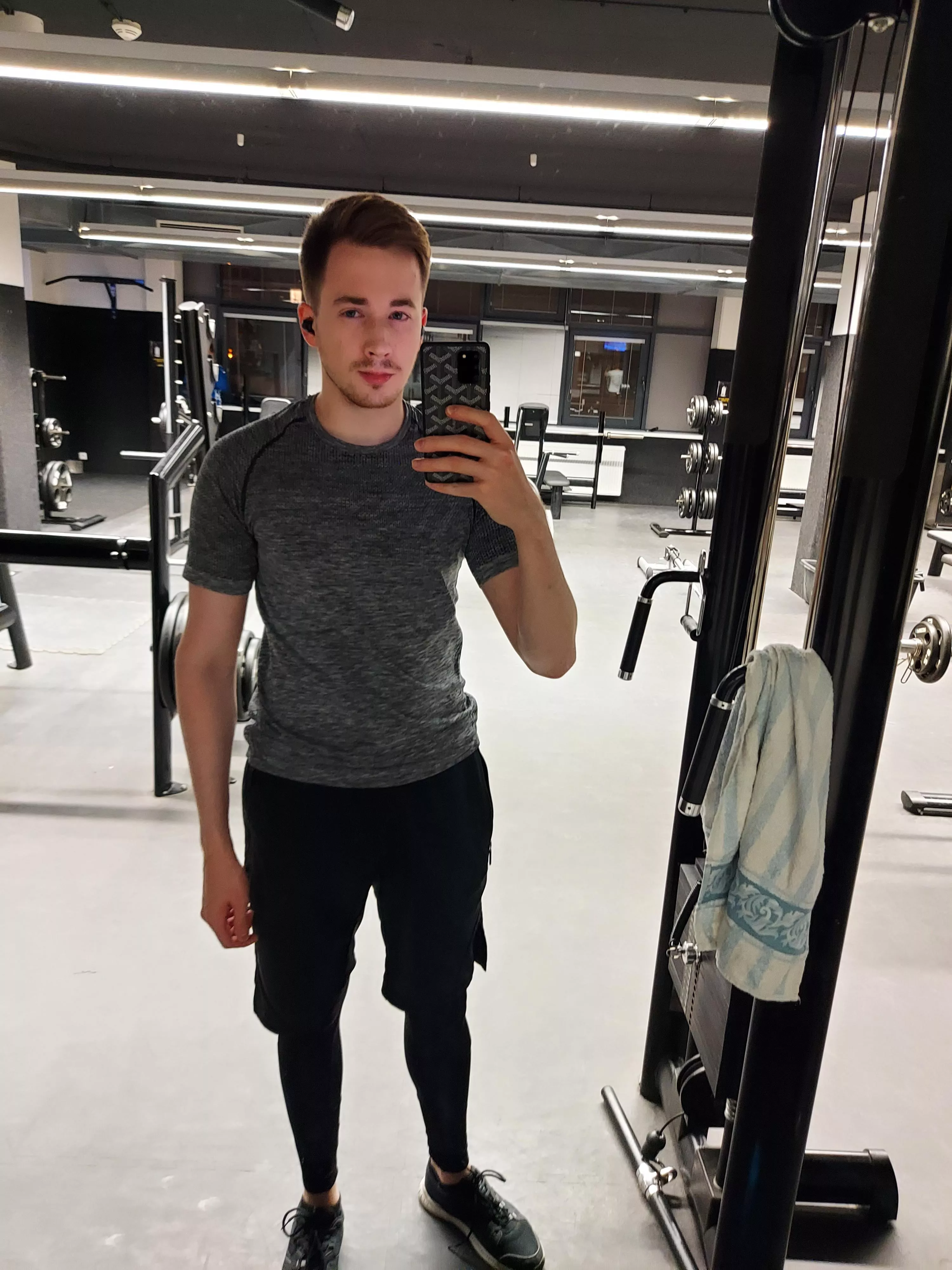 Just finished my 4th workout of the week and I'm finally back on my gym routine after 2 weeks of being tired to go to the gym at all. How is your week going guys? posted by no_jay1