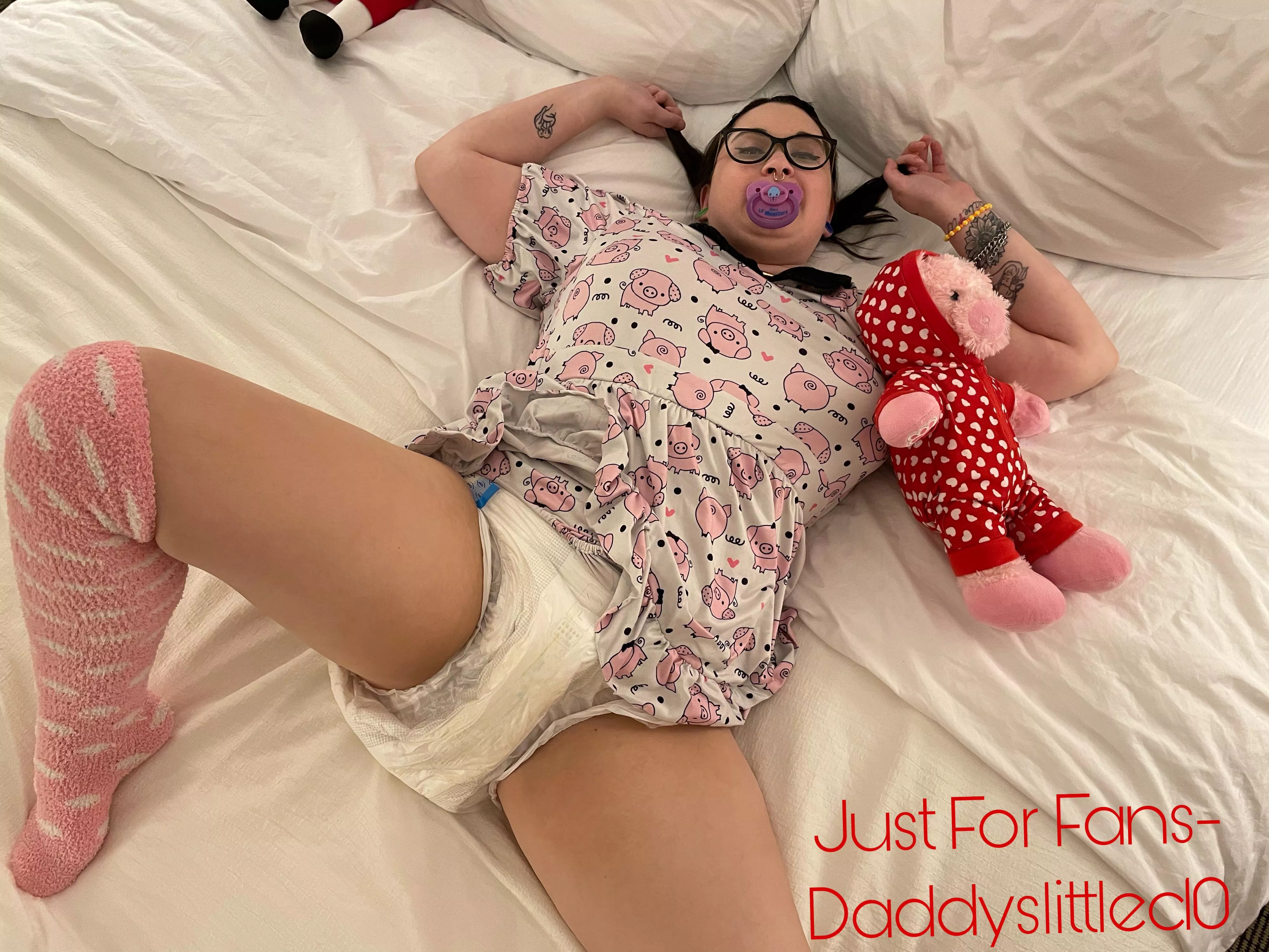 Just happy enjoying my dip posted by Daddyslittlepissbaby