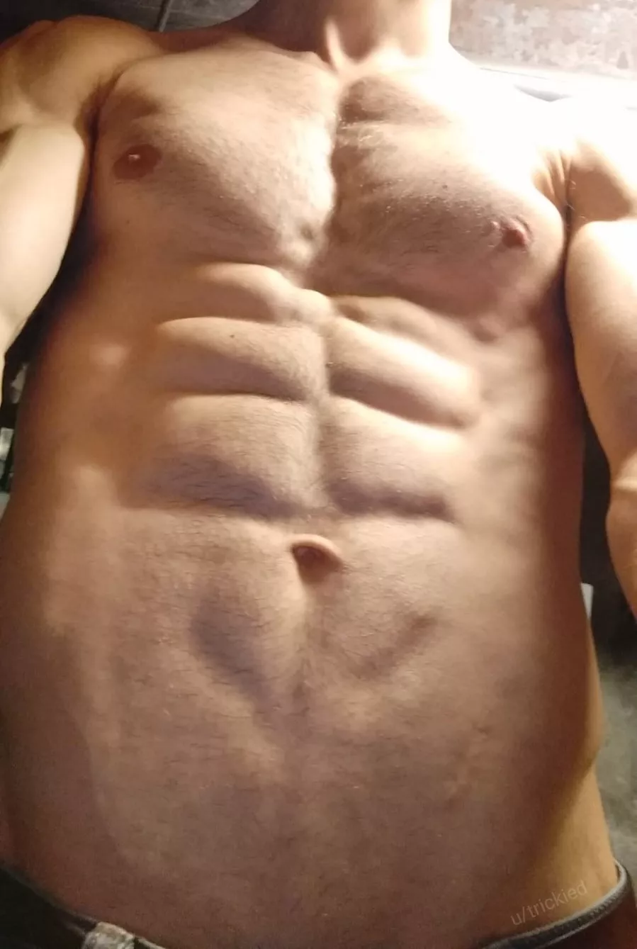 Just one of those ab show-off (m)oments posted by Trickied