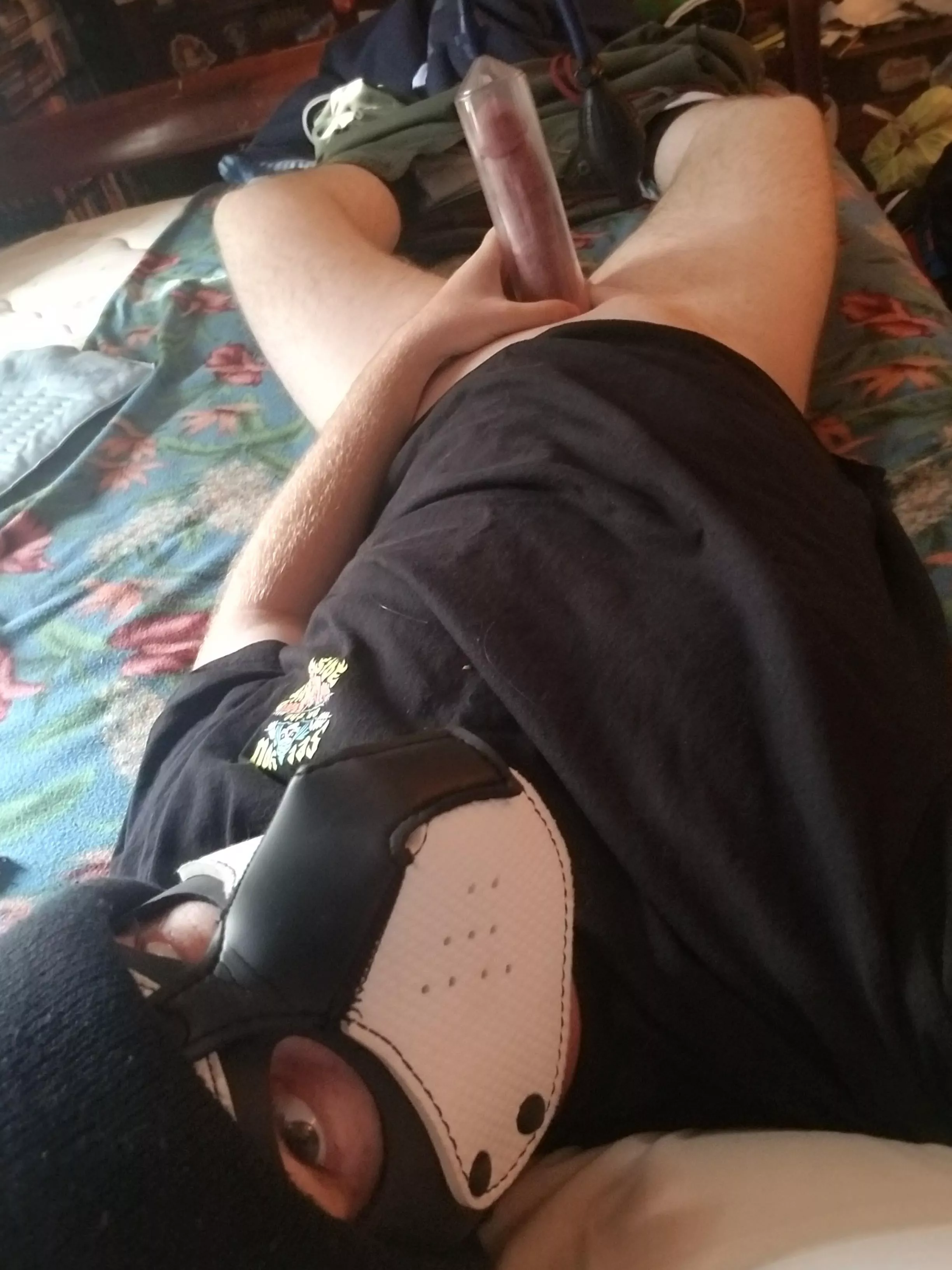 Just some casual pumping in bed posted by vicwuss