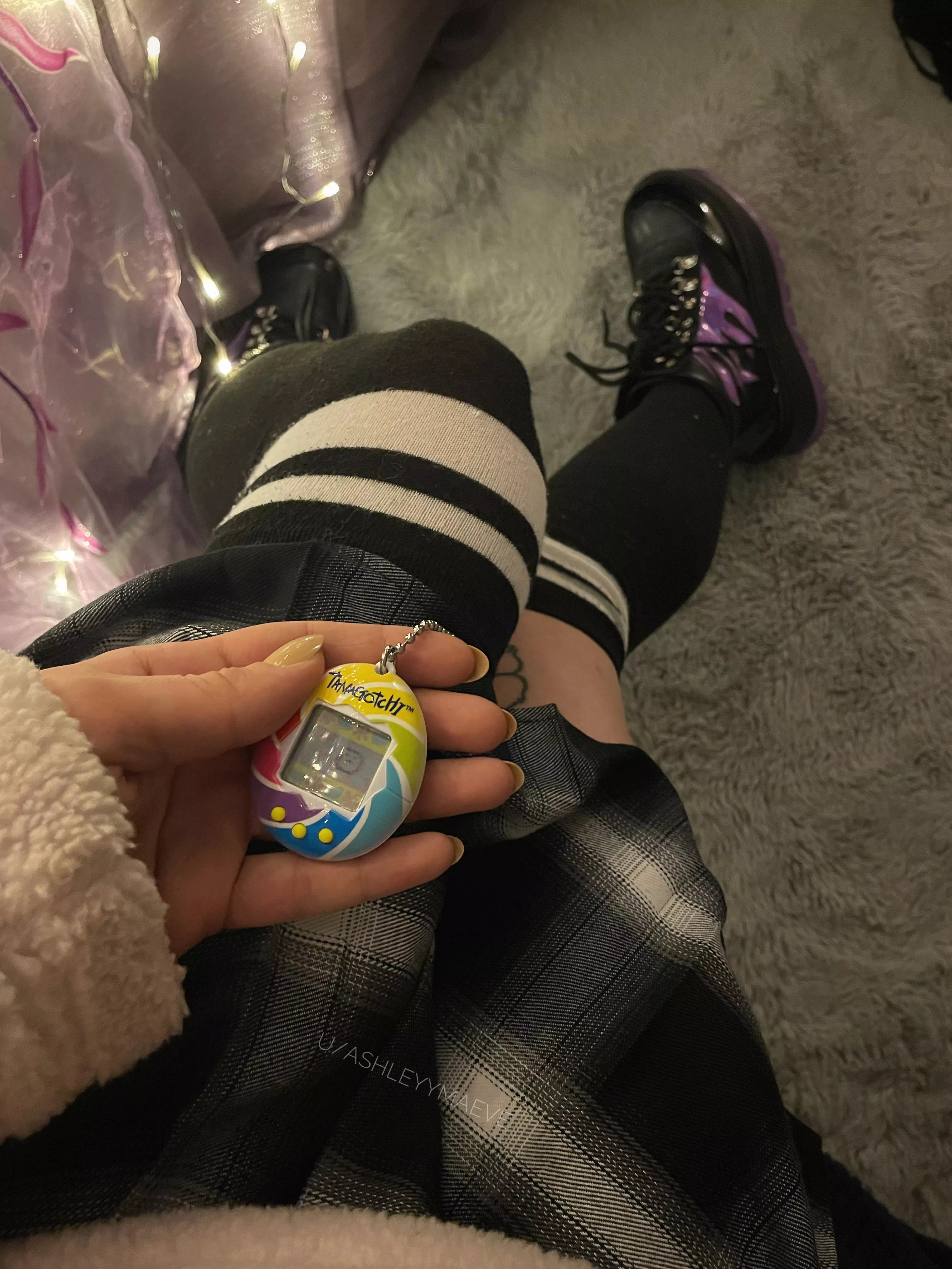 Just trying to keep my Tamagotchi alive 🥲 what should I call him? ✨ posted by ashleyymaeve