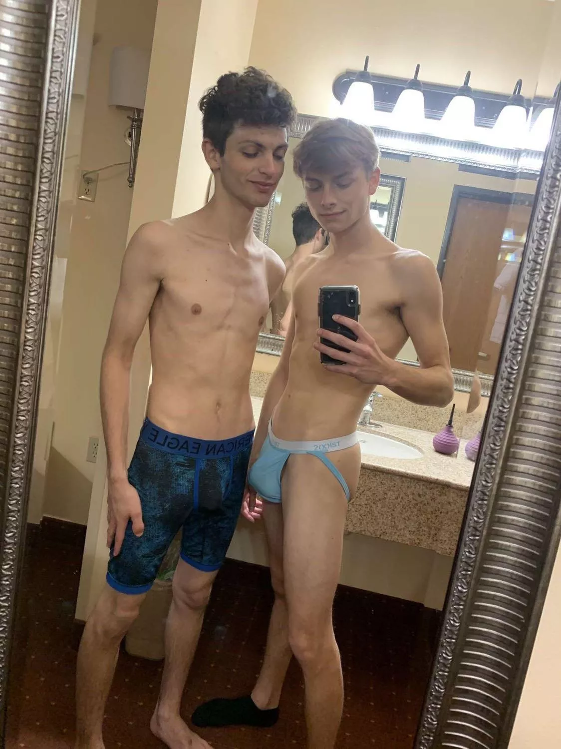 Just two twinks in their underwear 👀 posted by luke_anthony88