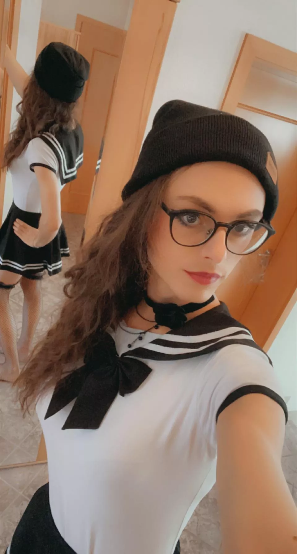 Just your average schoolgirl 🥰👩‍🏫 posted by Andr3wguy