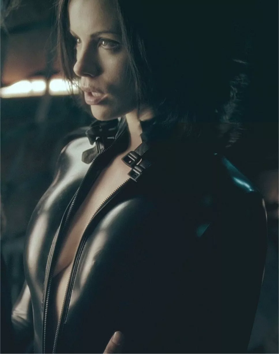 Kate beckinsale (2006) posted by CerealJizzer_