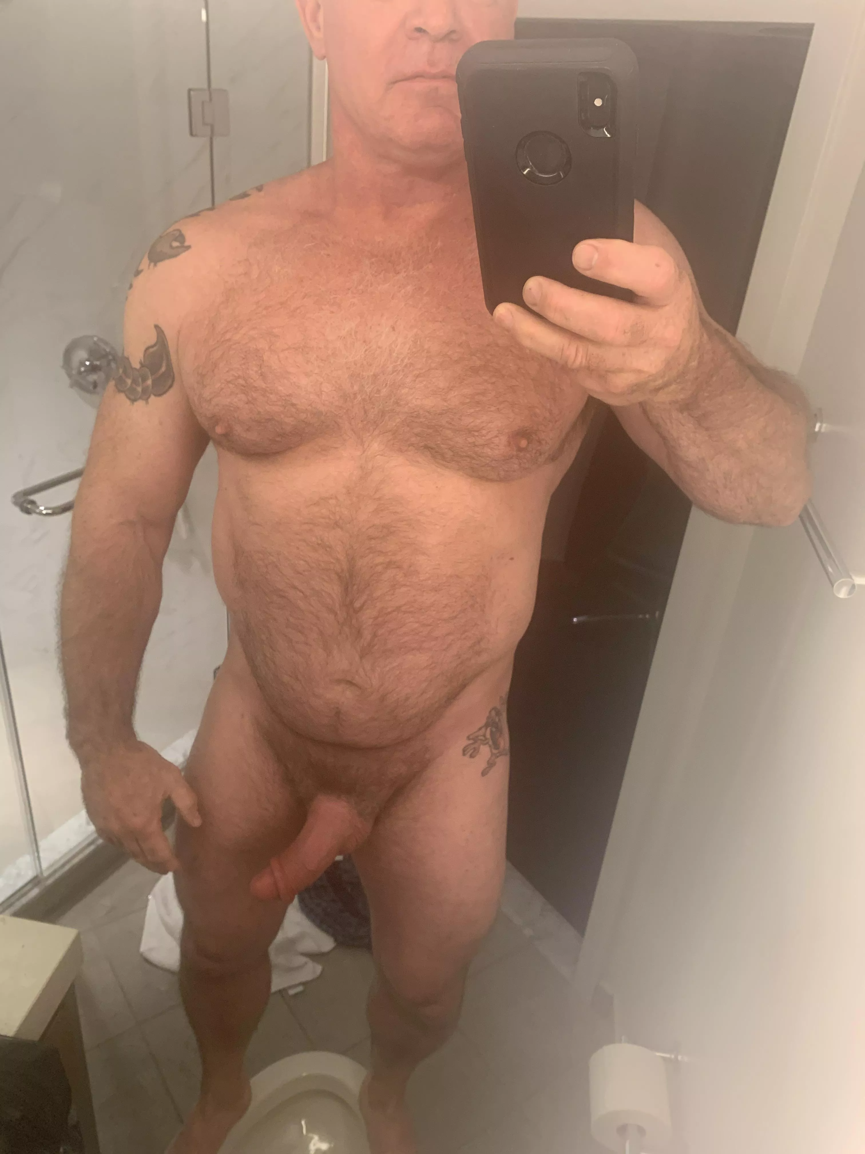 Kicking off my birthday weekend with an after the gym naked shot! [54] posted by JoeOfManUpp