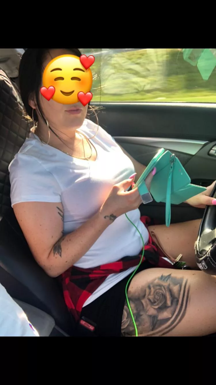 Kik bigtittywifeohio be in United States! Only got wifes I trade with that’s it no bbws! Latina mom of 2 in her 30s posted by EmergencySea2496