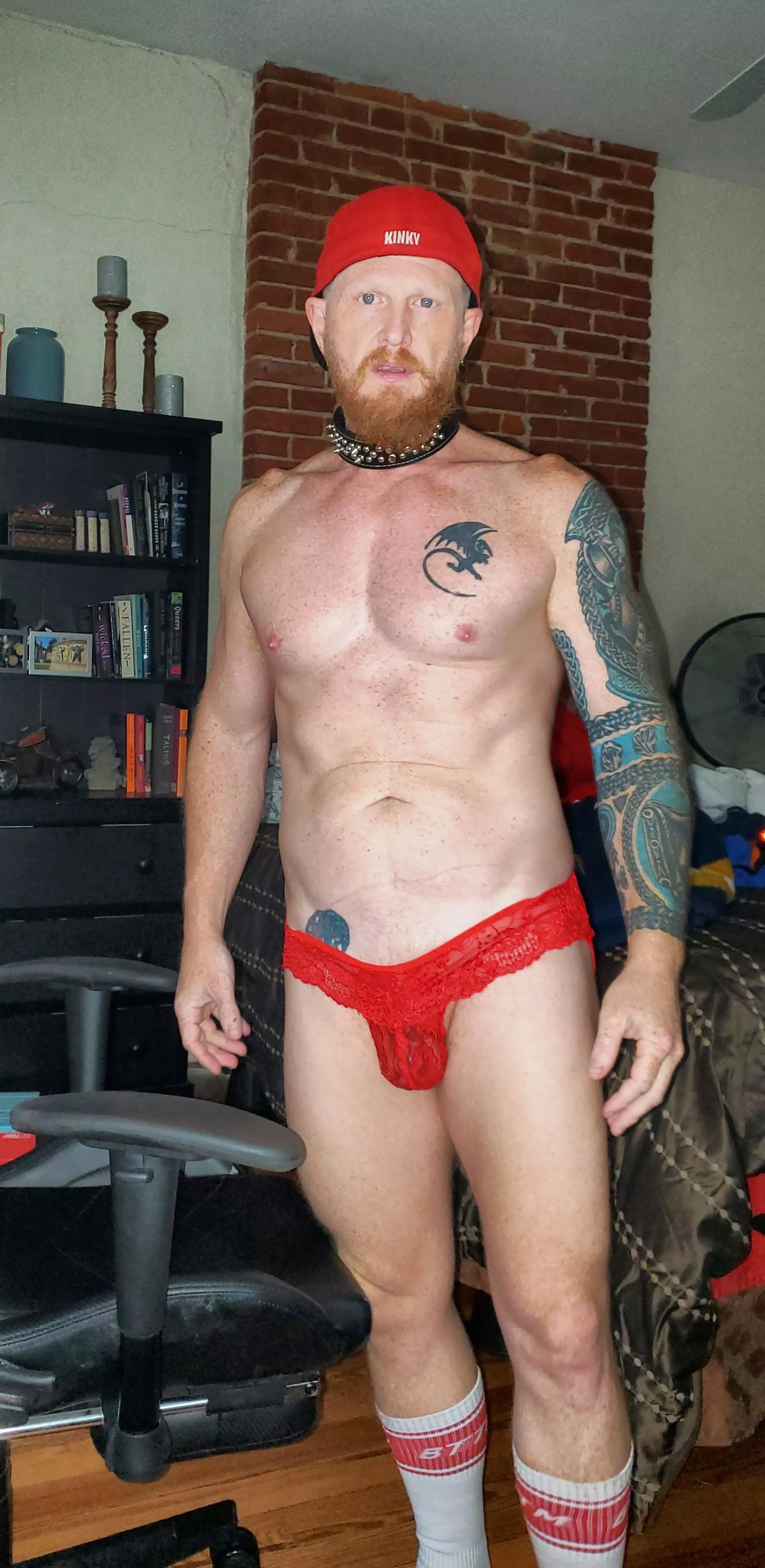 Kinky sub dad 48 in Missouri. Collared. In chastity. Need a hot boy to Use me. posted by stlkinkdude