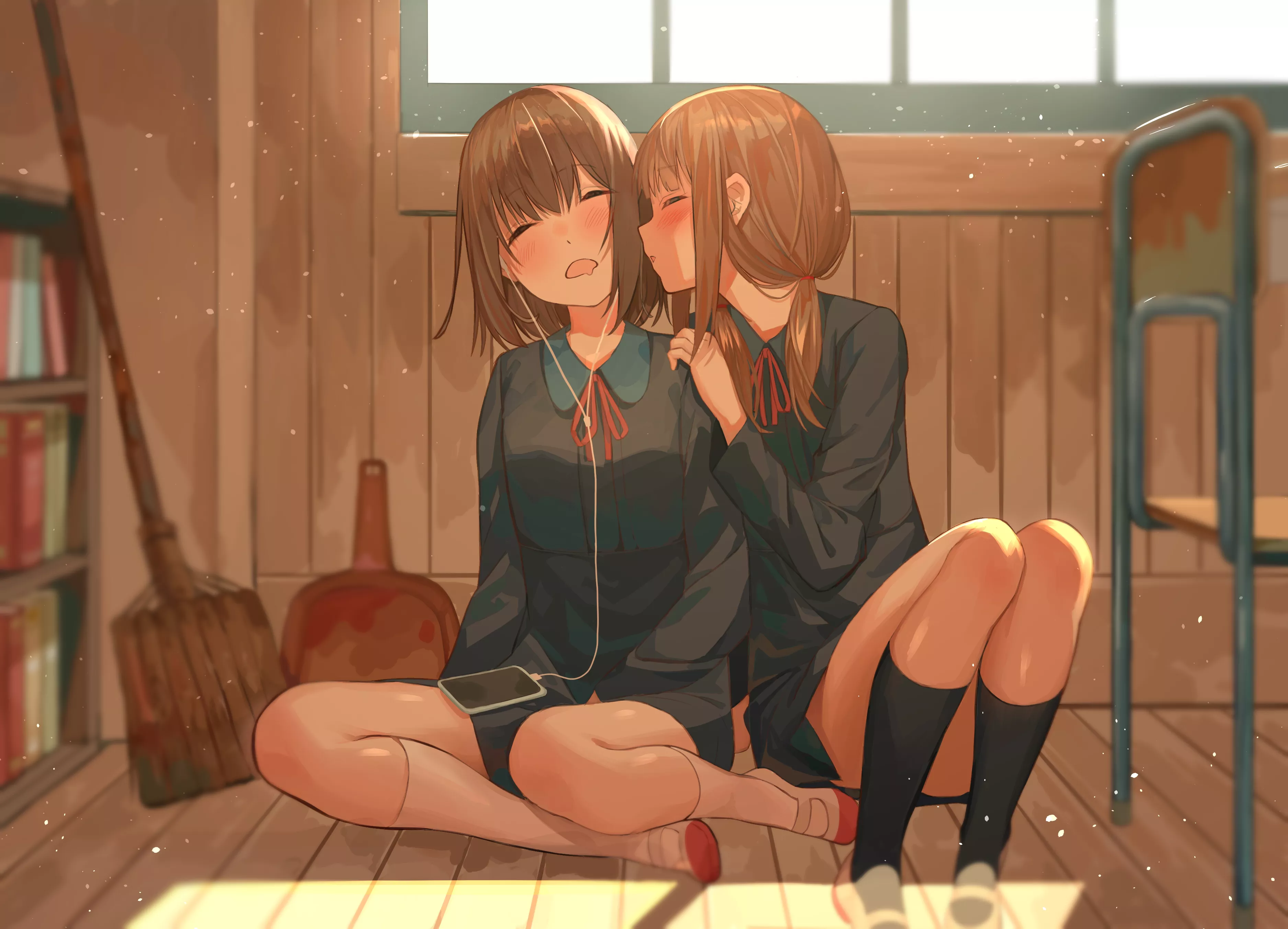 Kiss on the cheek [Original] posted by antonnis