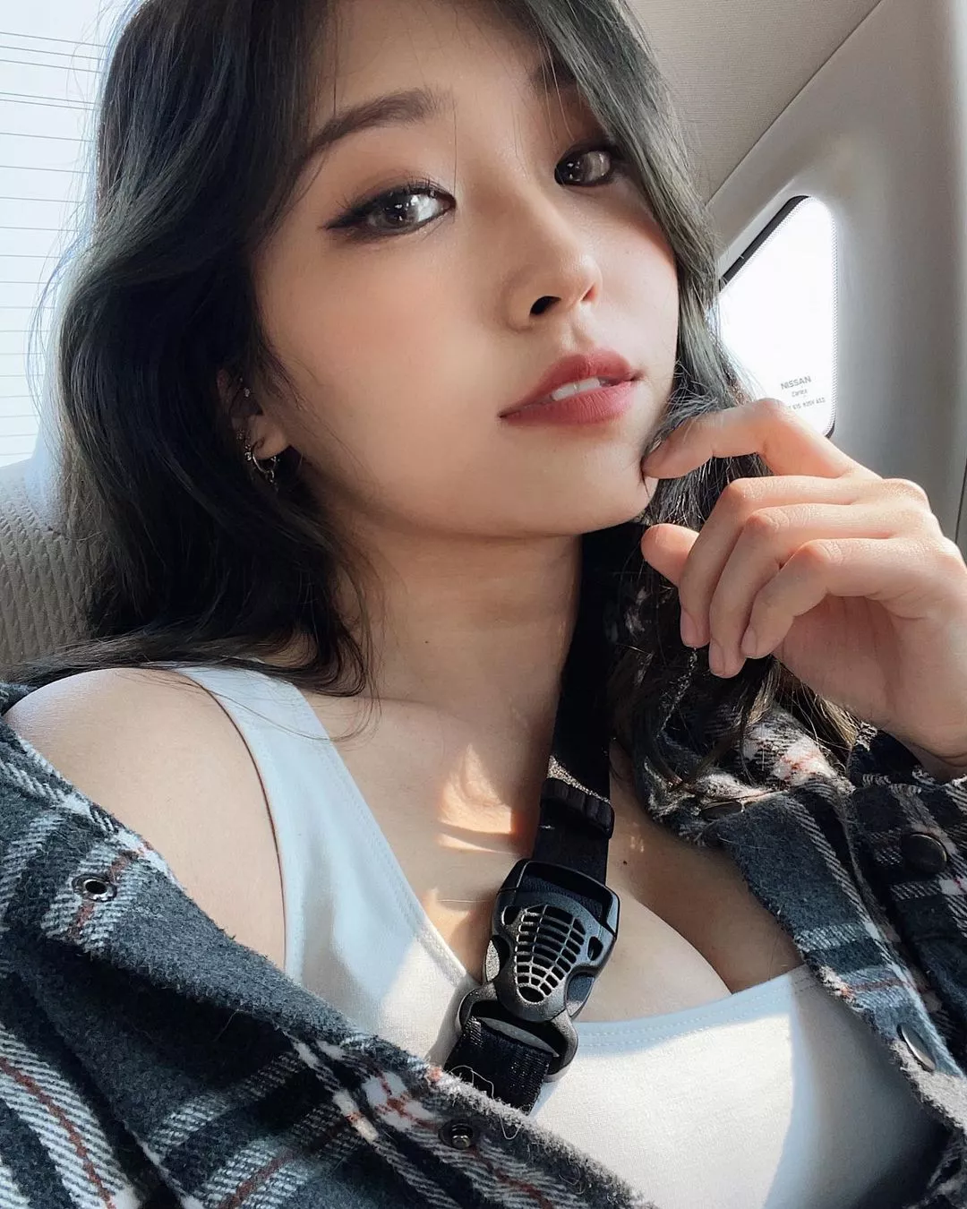 Korean Selfie posted by YuutoFujisaki