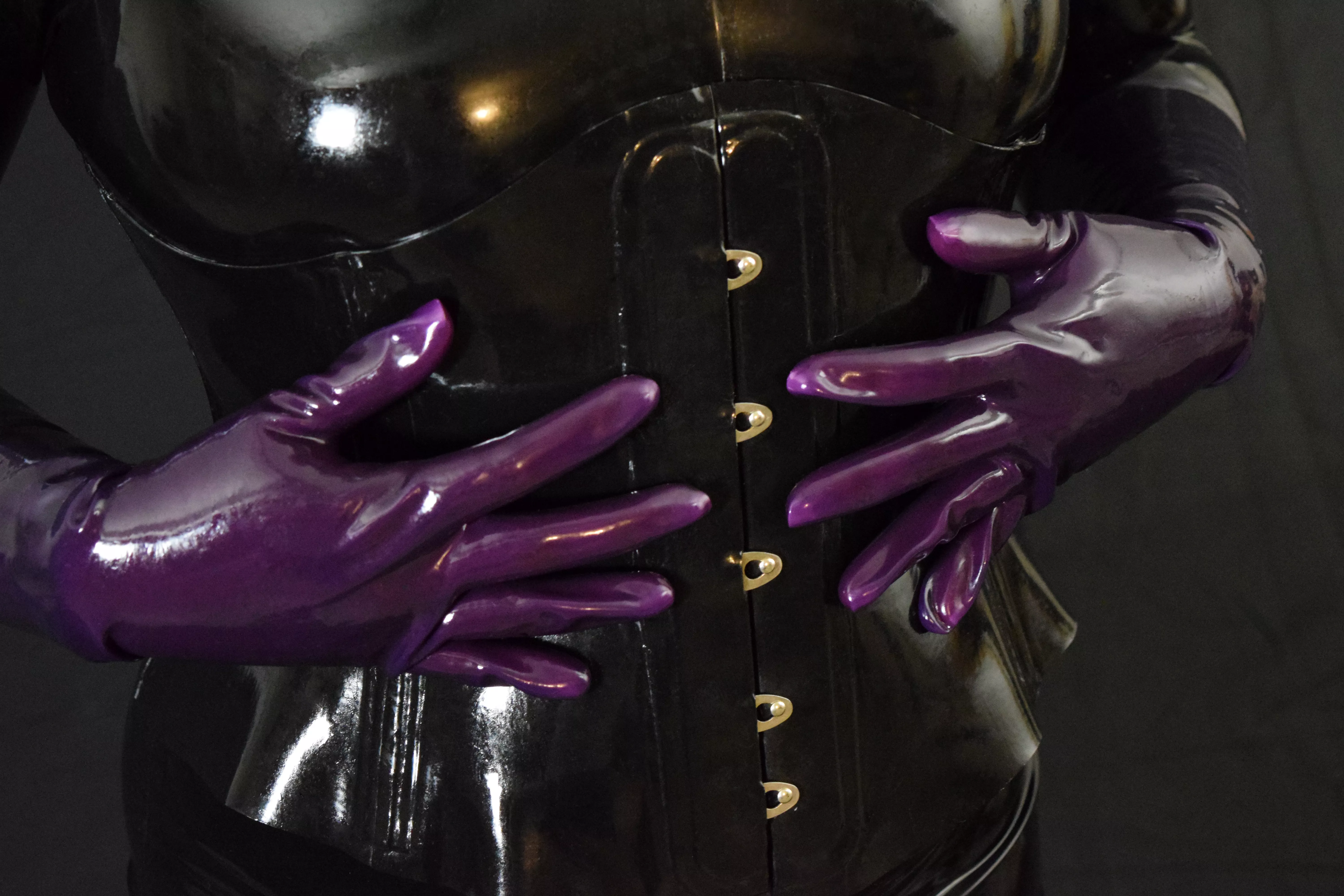 LatexJess - Purple Gloves and Corset posted by rubberepitome