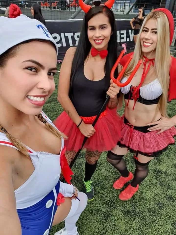 Latinas posted by Chaturbater1