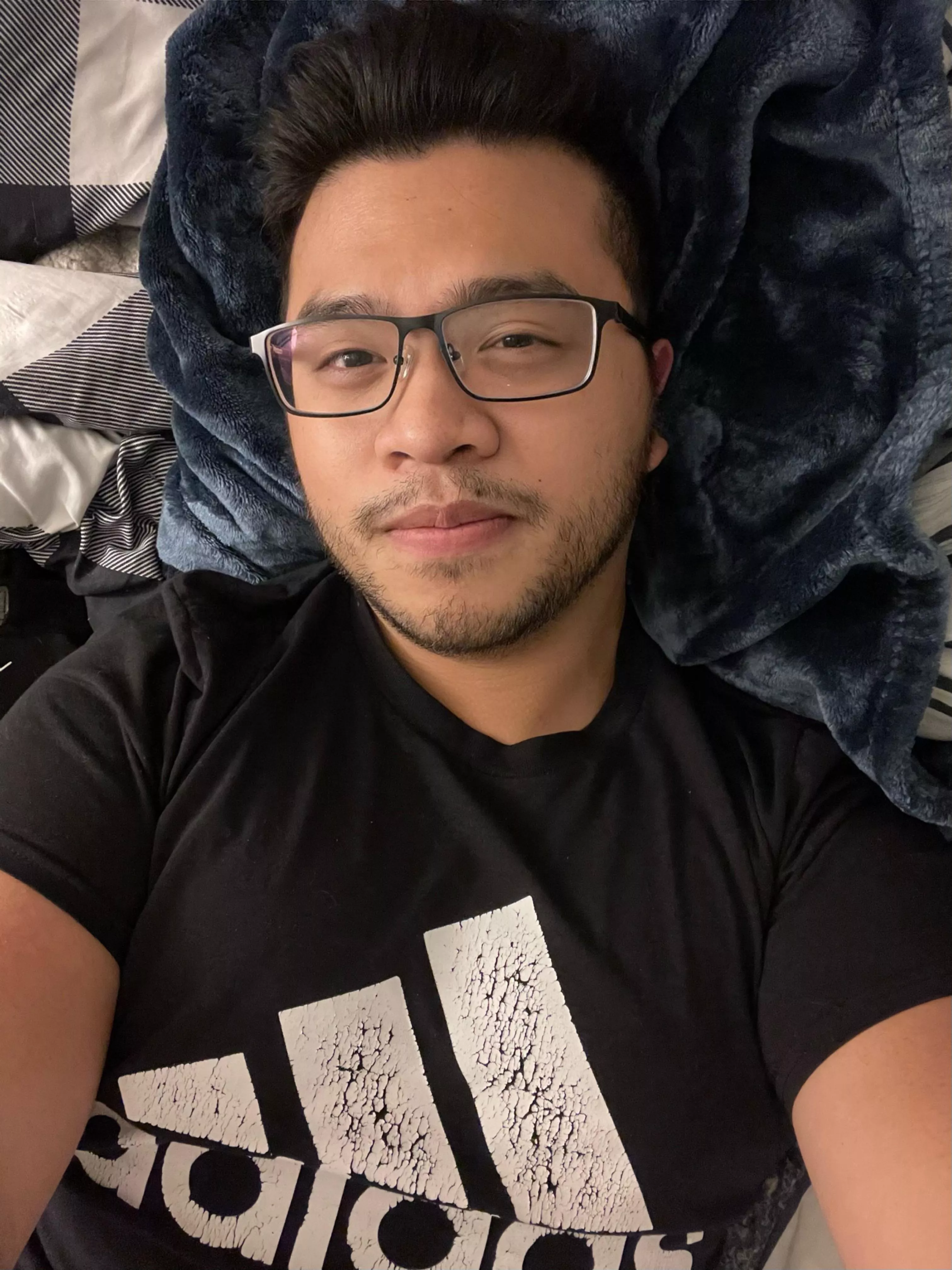 Laying in bed dreaming about not being Silver in League posted by stevefs