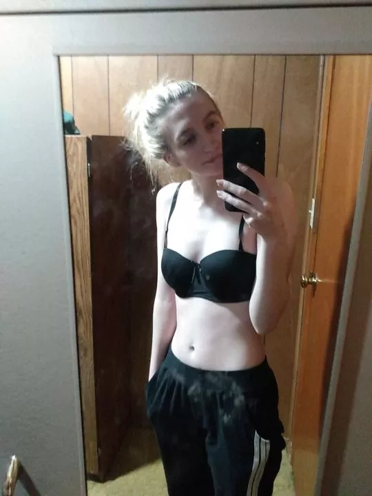 Lazy day :/ text me? (F18) posted by Choice_Literature_34