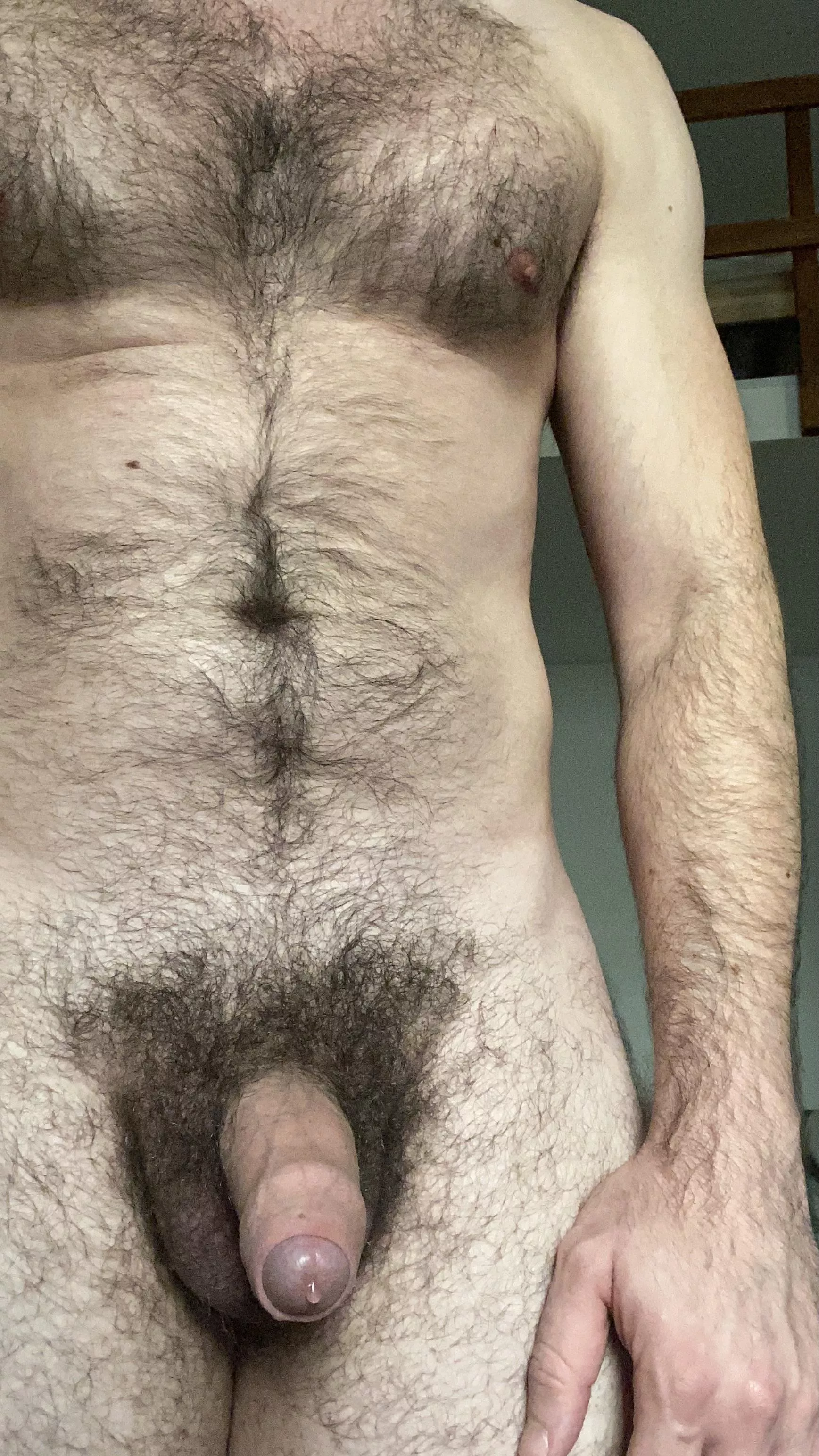 leaking 💧 posted by hairytale30