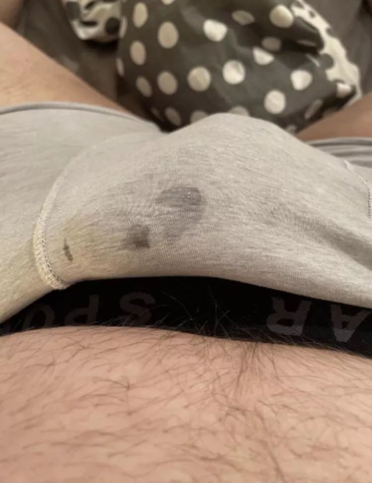 Leaking.😏💦 (link in comments) posted by KrissieJenner