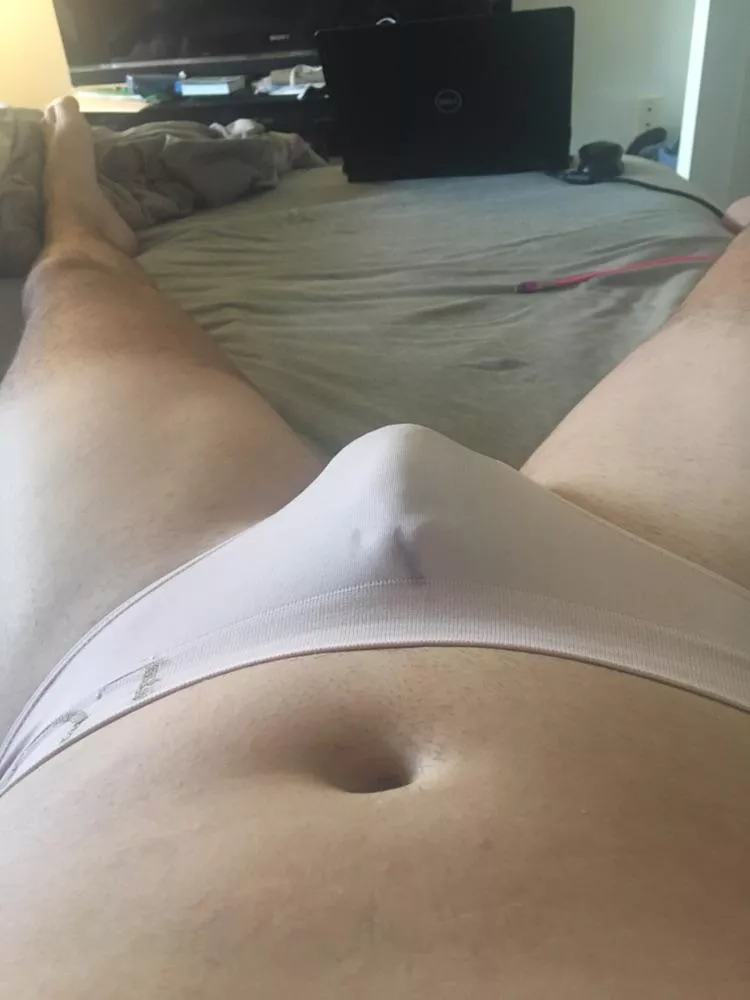 Leaky in my thong posted by Crzyhorse6977