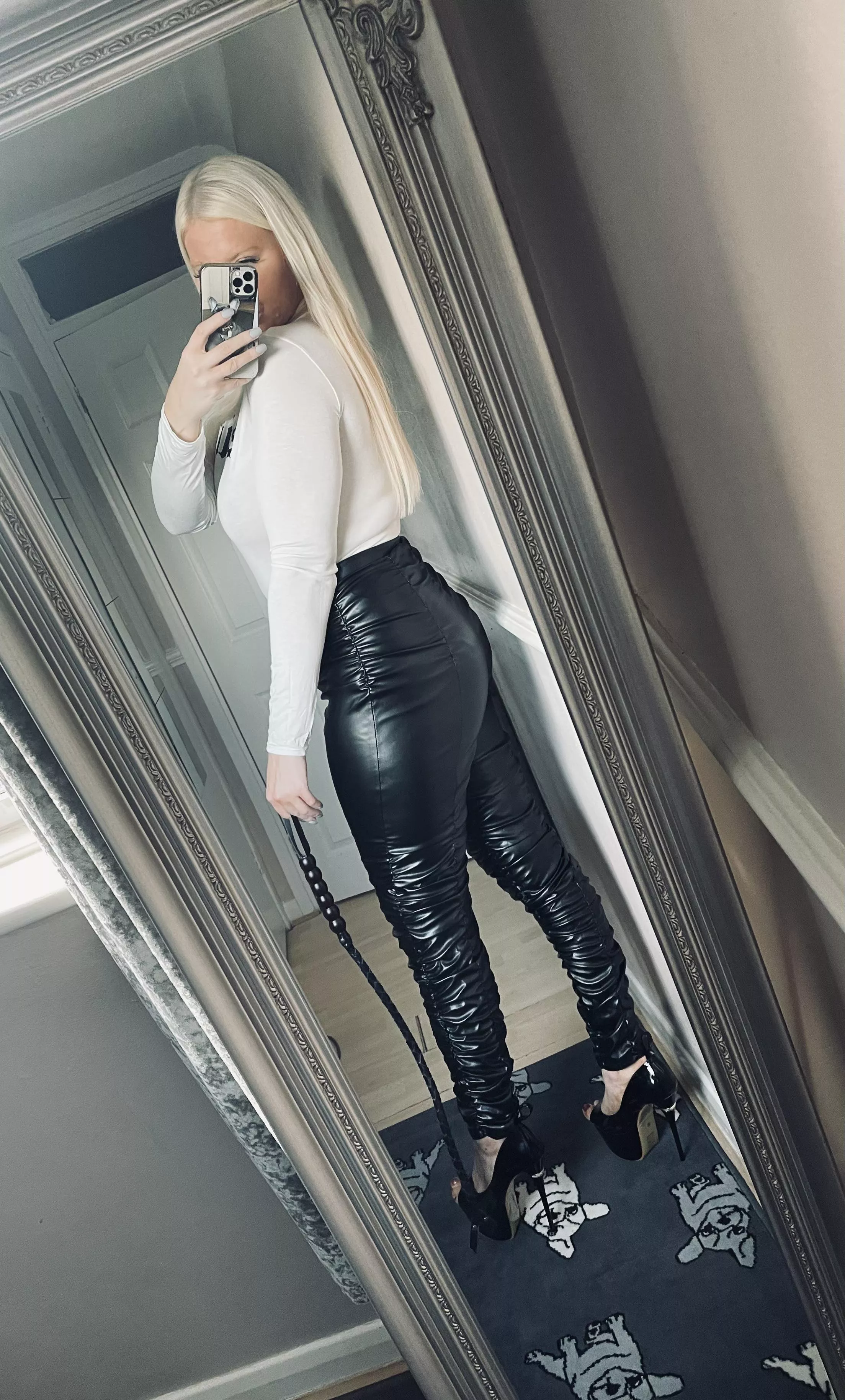 Leather and whips are such a sexy combination posted by sparkly-and-savage