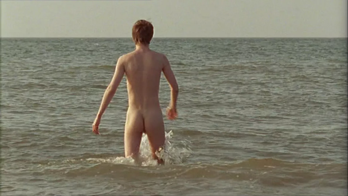 Lee Ingleby. Actor naked in BBC TV series Nature Boy (2000). posted by Sardonicus83