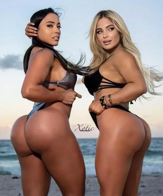 Left or Right? posted by vocazados